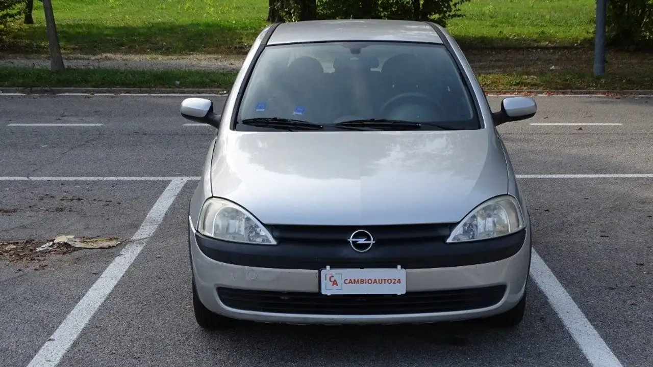 Opel Corsa 1.2i 16V cat, 75 cv. Benzina, versione "Comfort".., foto 9