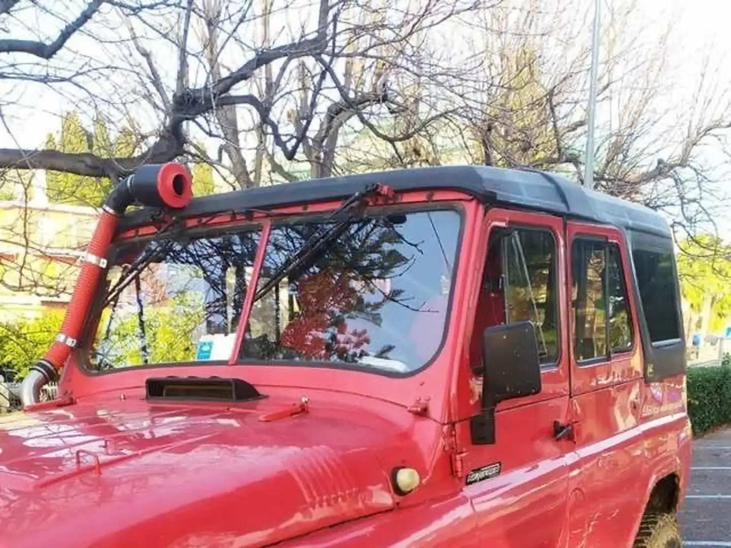 UAZ 469 2.5 Peugeot Marathon promiscuo - 1