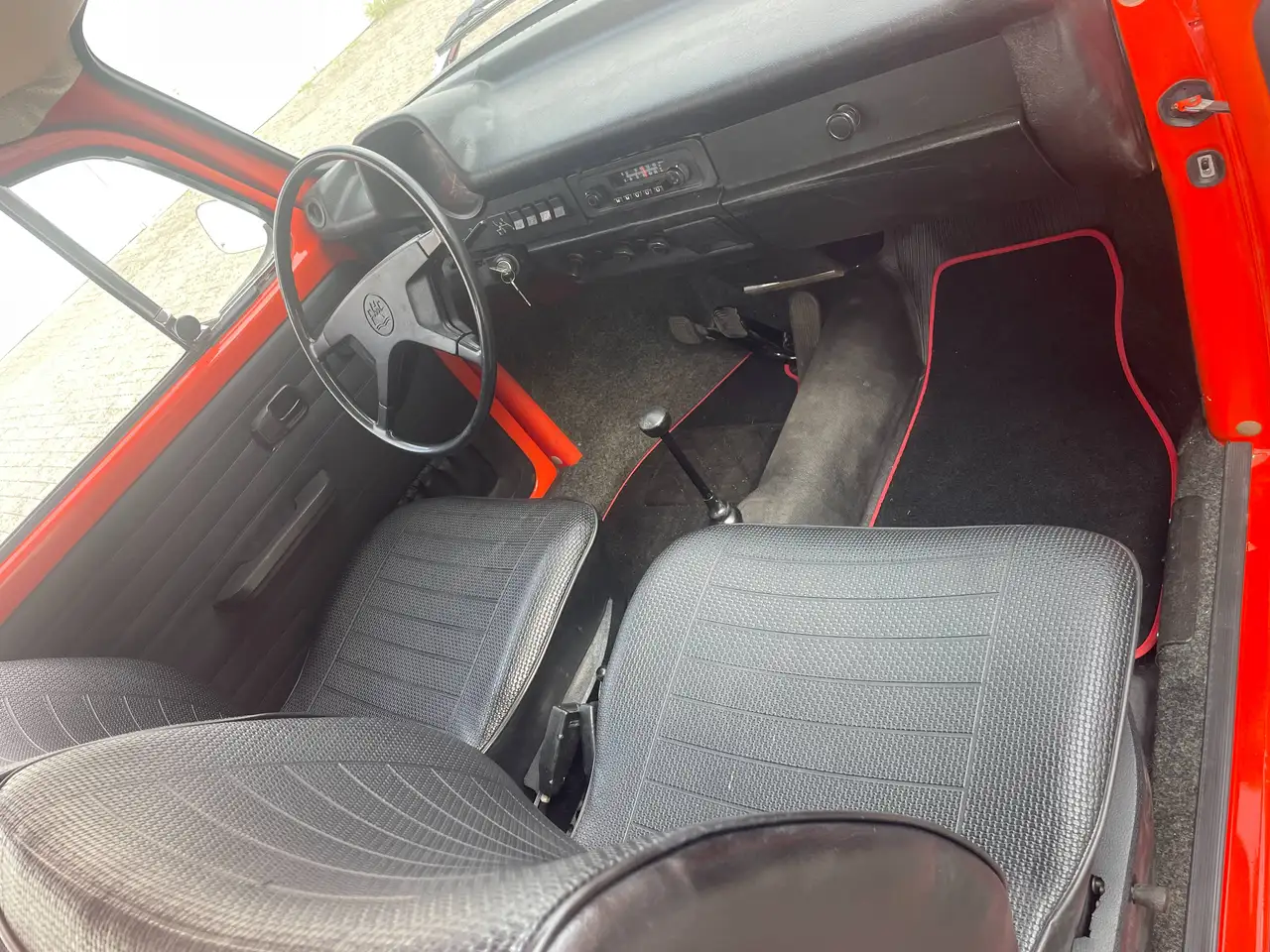 Volkswagen Kever Sedan, foto 12