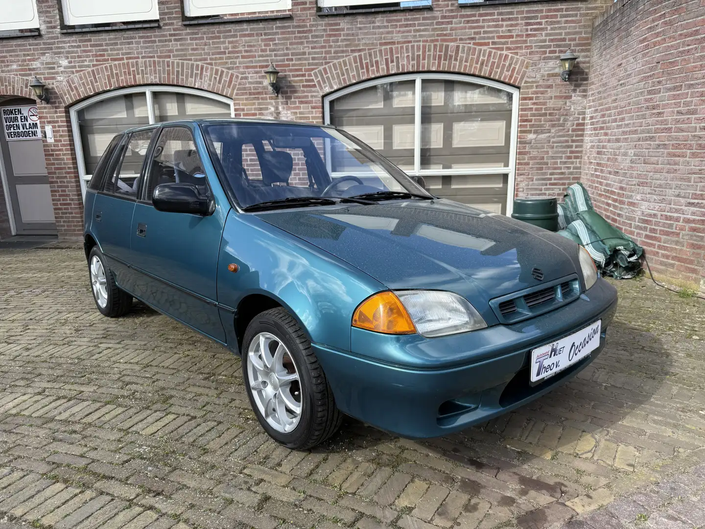 Suzuki Swift 1.3 GLX Stuurbekr./Centr. Vergr. Green - 1