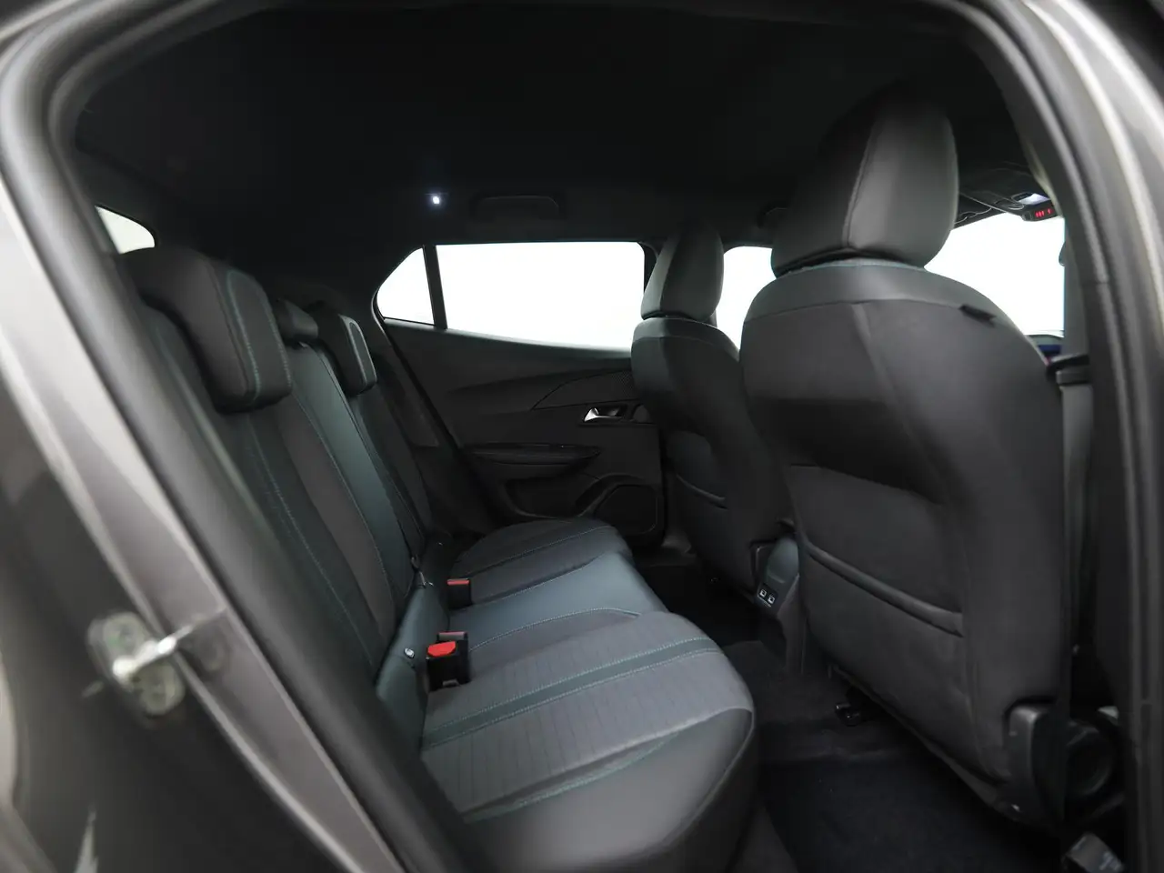 Peugeot 2008 1.2 PureTech Allure Pack Automaat Digital Cockpi, миниатюра 24