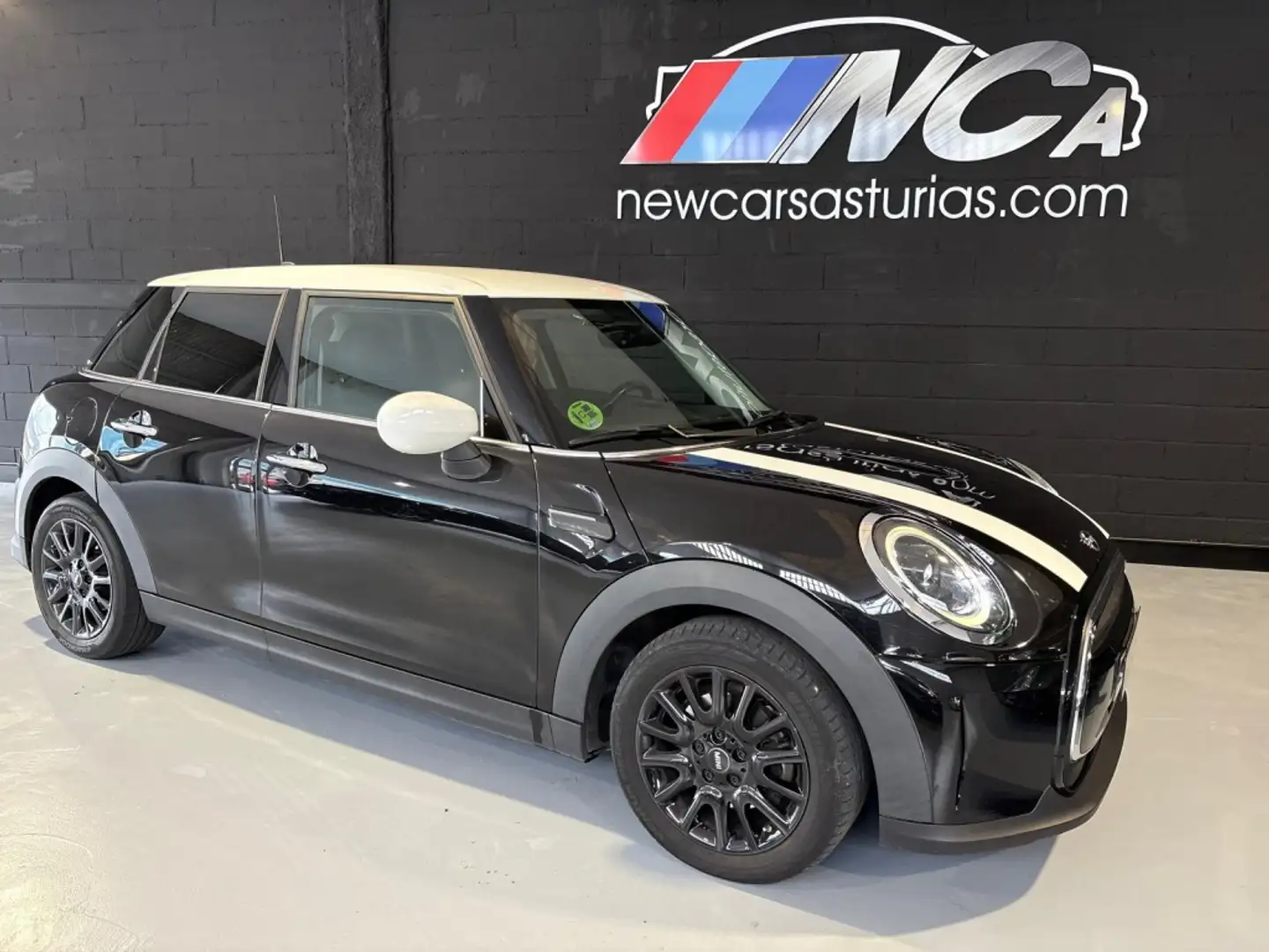 MINI Cooper Aut. Negro - 1