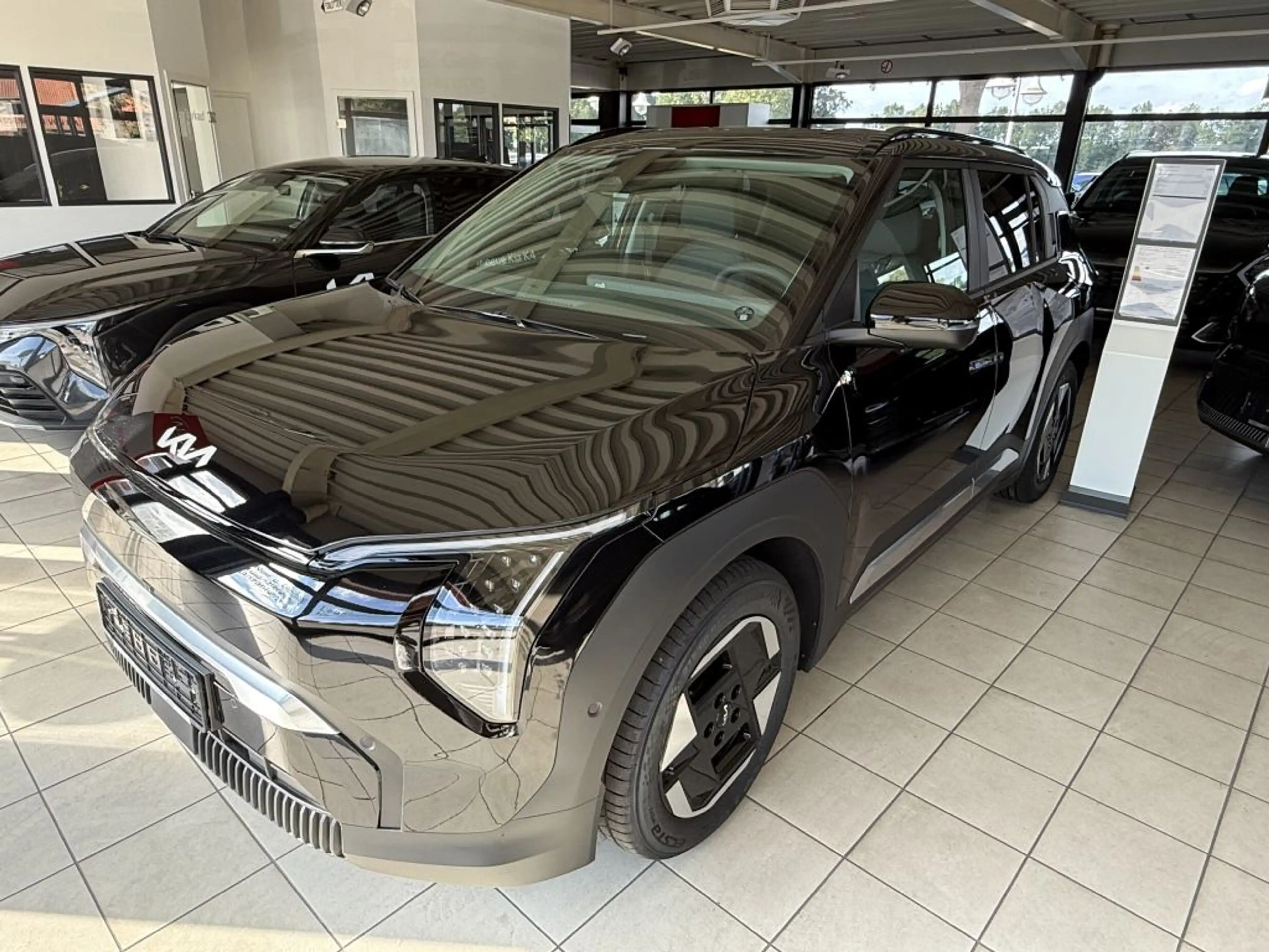 Kia EV3 58,3-kWh FWD Earth — photo 2
