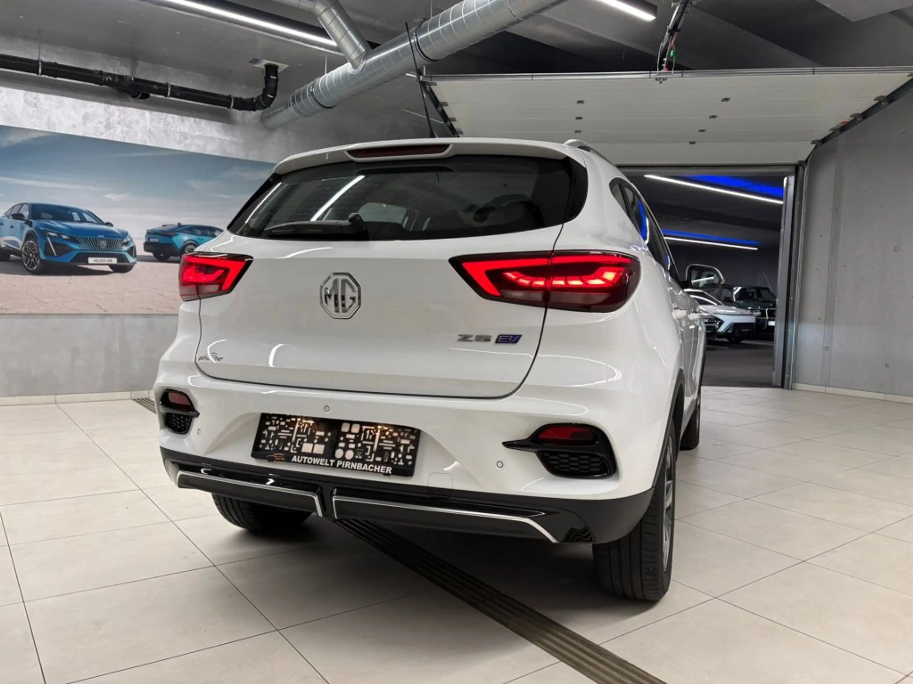 MG ZS Luxury 72kWh Connect — photo 4