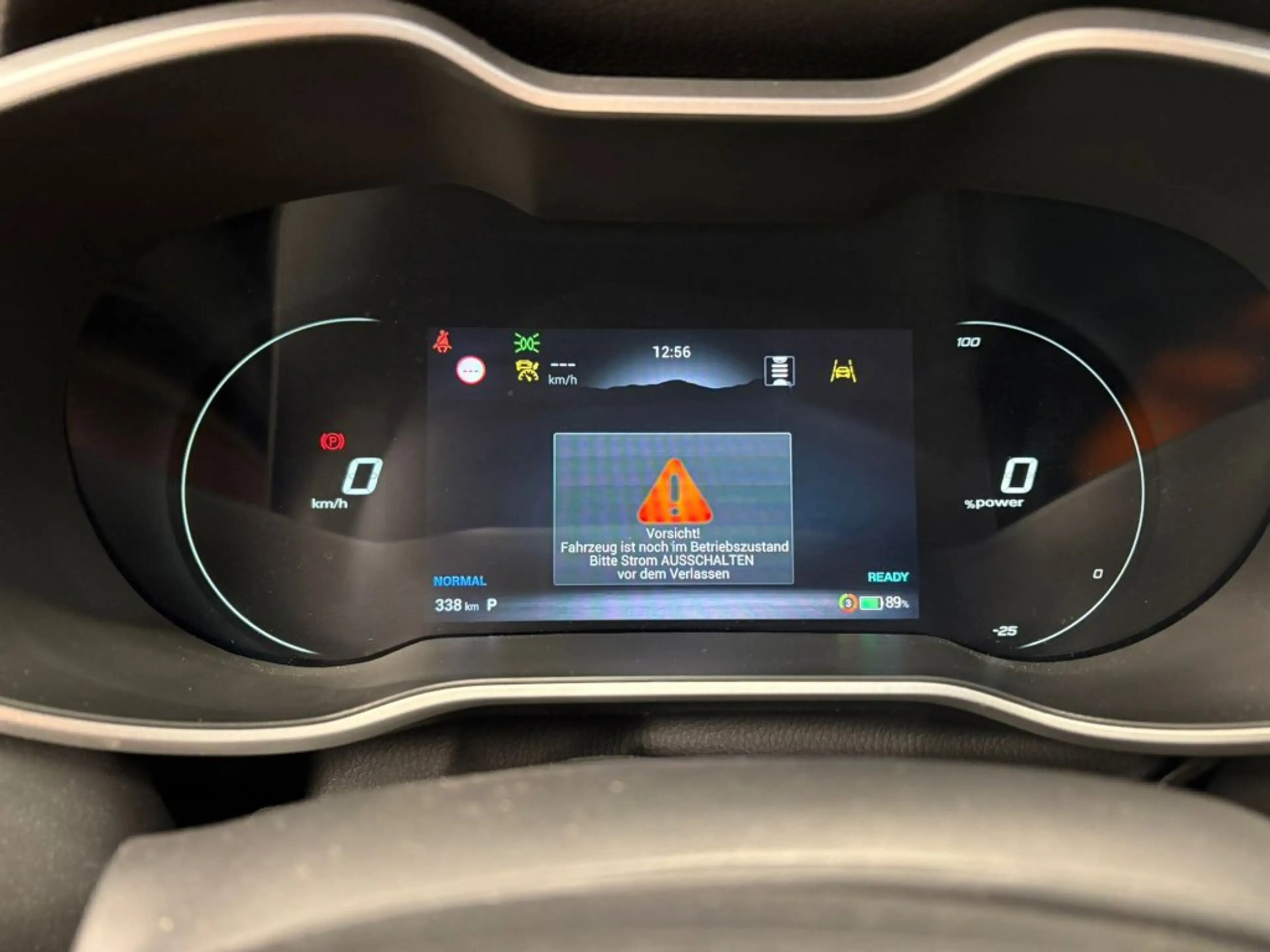 MG ZS Luxury 72kWh Connect — photo 6