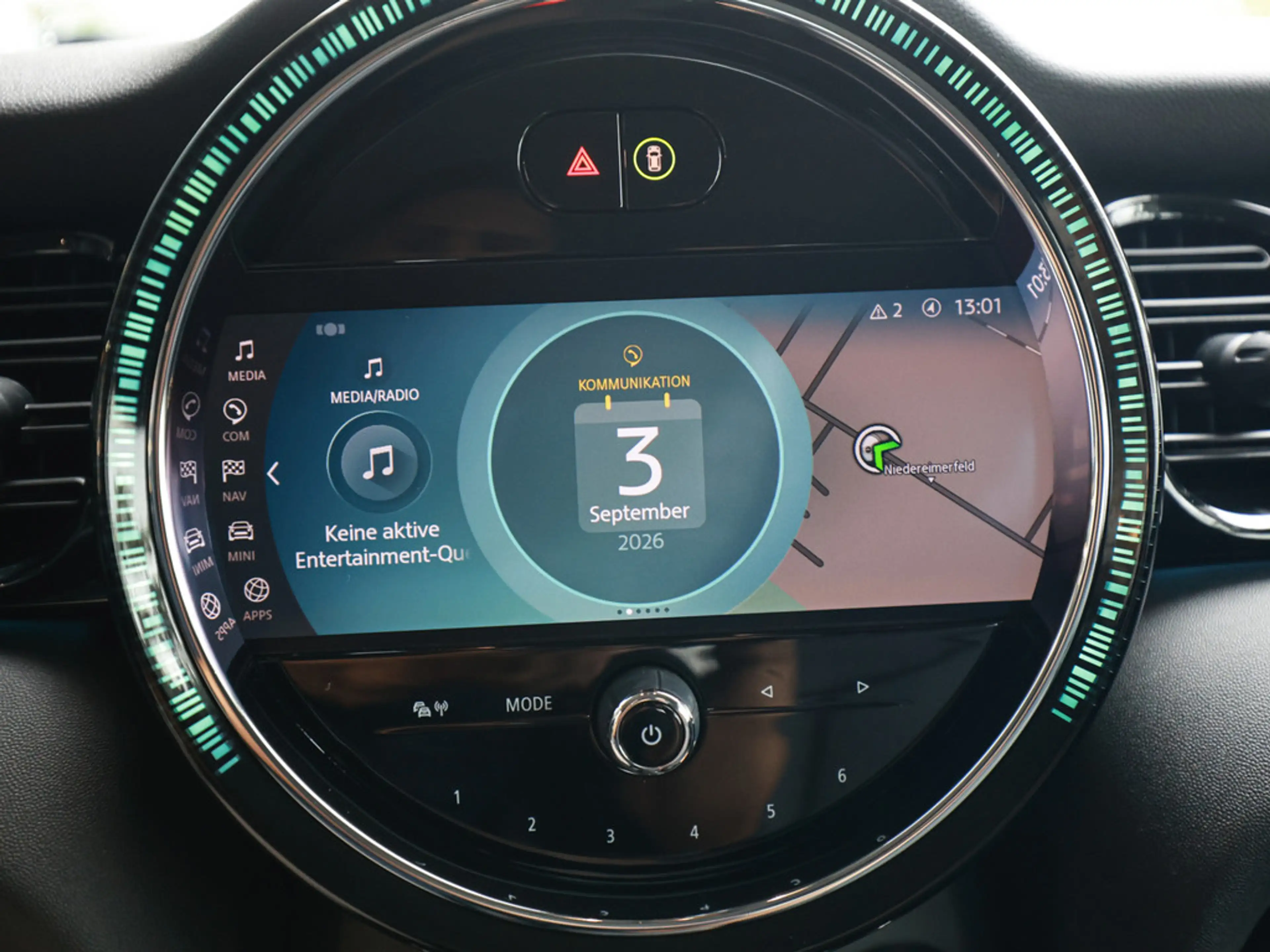 MINI Cooper SE Classic Trim FACEL. LED SHZ PDC — photo 12