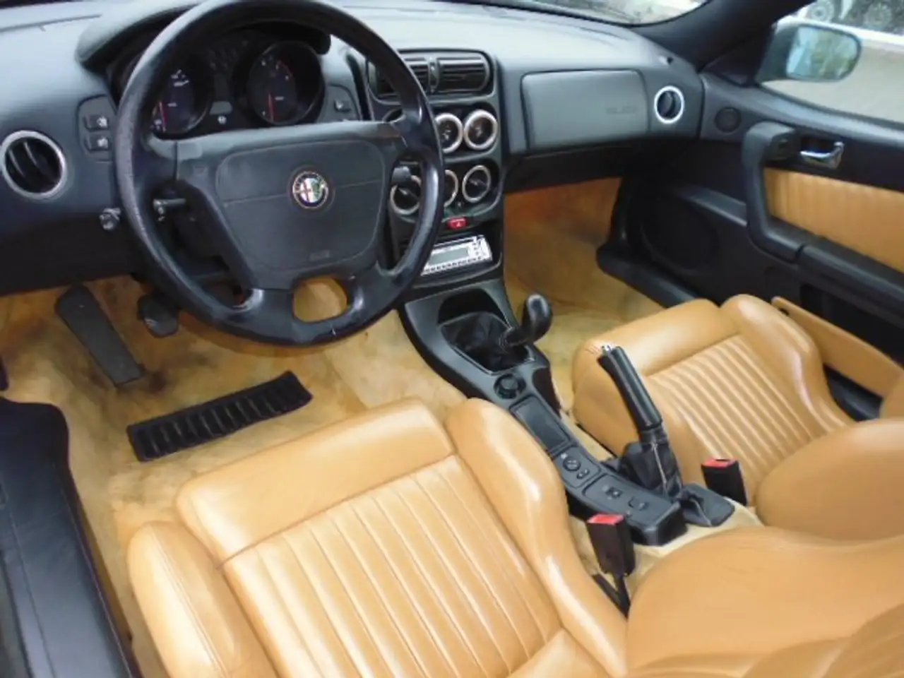 Alfa Romeo Spider 2.0 16V Twin Spark, foto 5