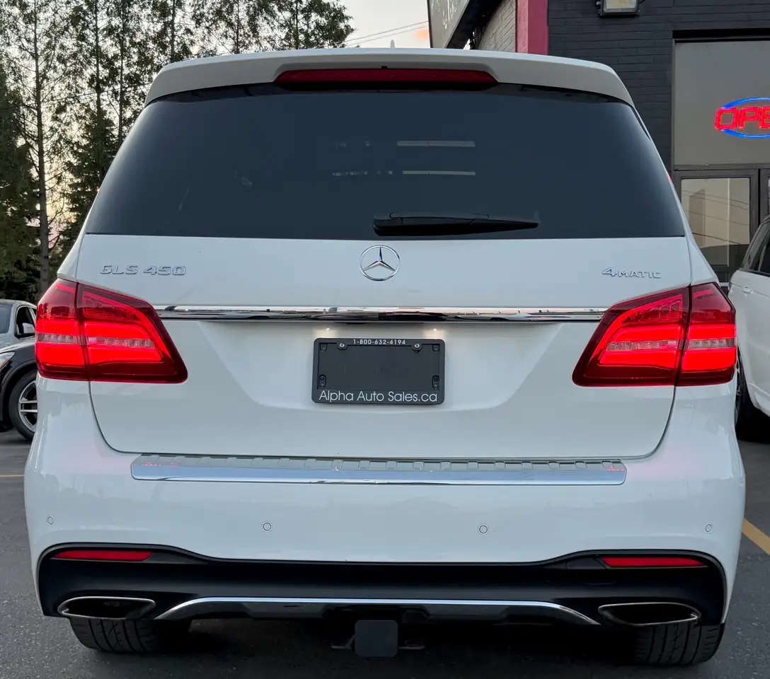 Mercedes-Benz GLS снимка Mercedes-Benz GLS