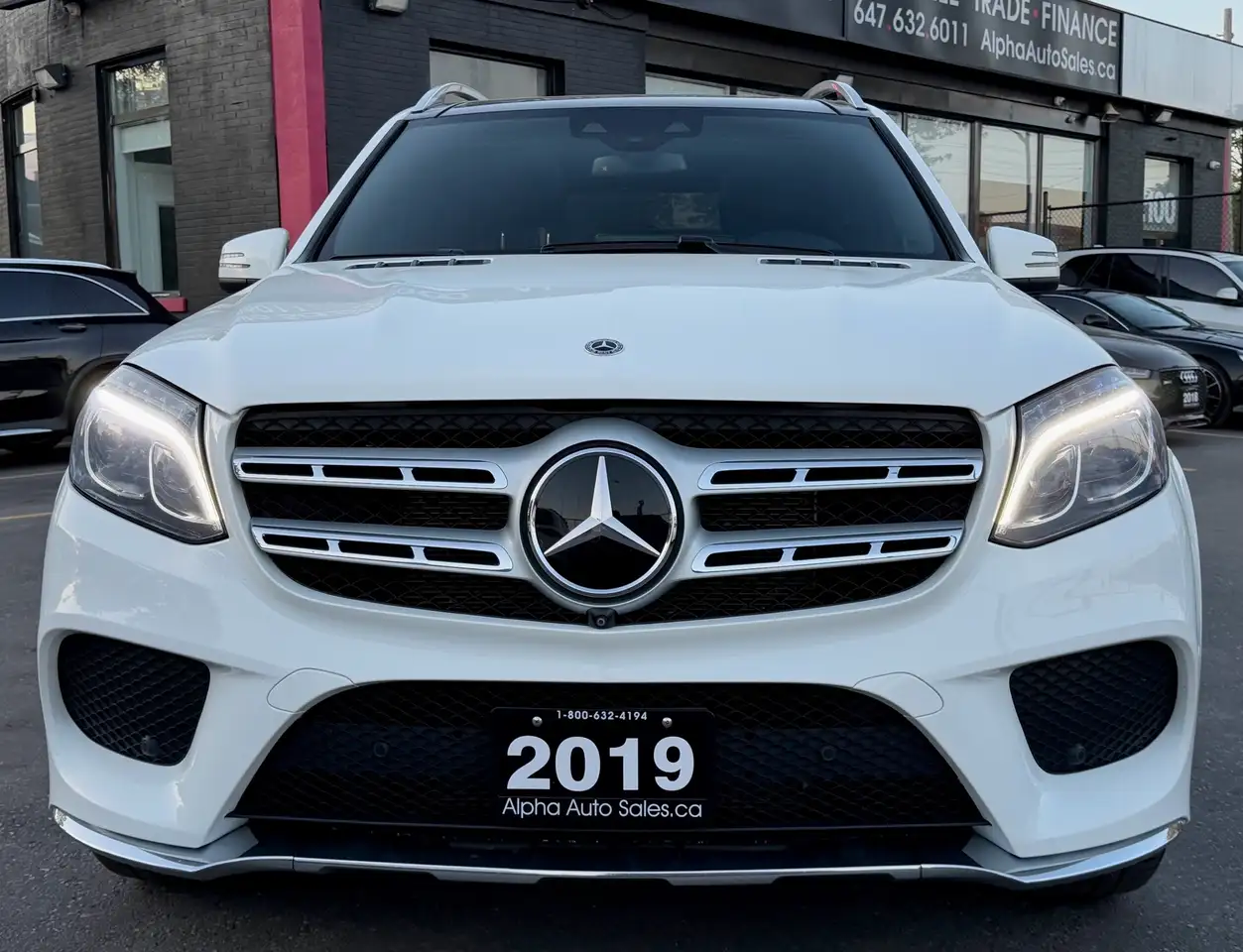 Mercedes-Benz GLS снимка Mercedes-Benz GLS