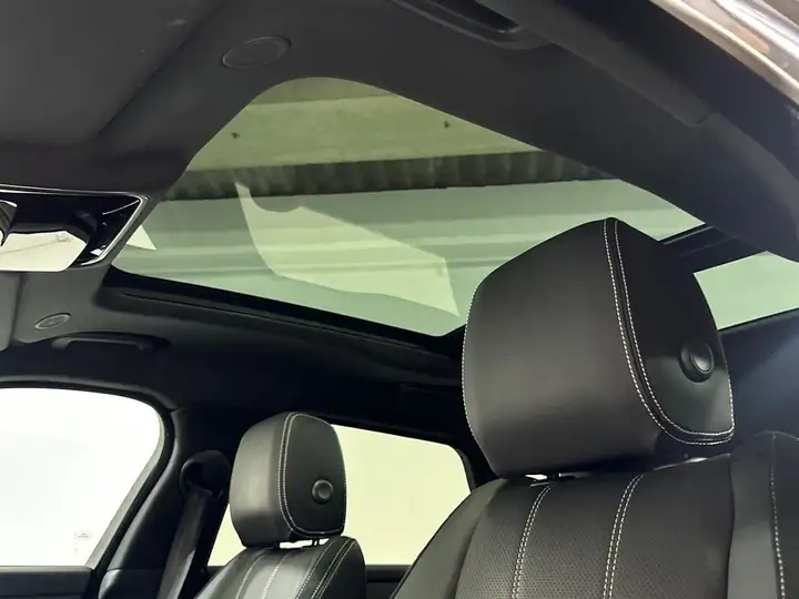 Land Rover Range Rover Velar 2022, foto 17