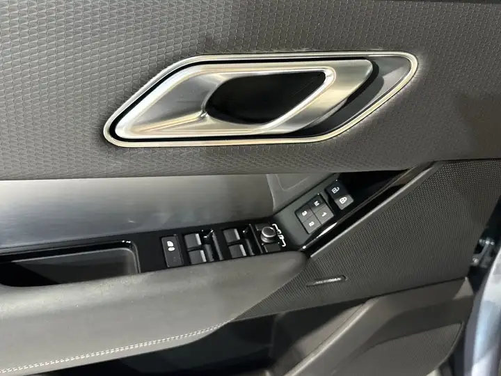 Land Rover Range Rover Velar 2022, foto 10