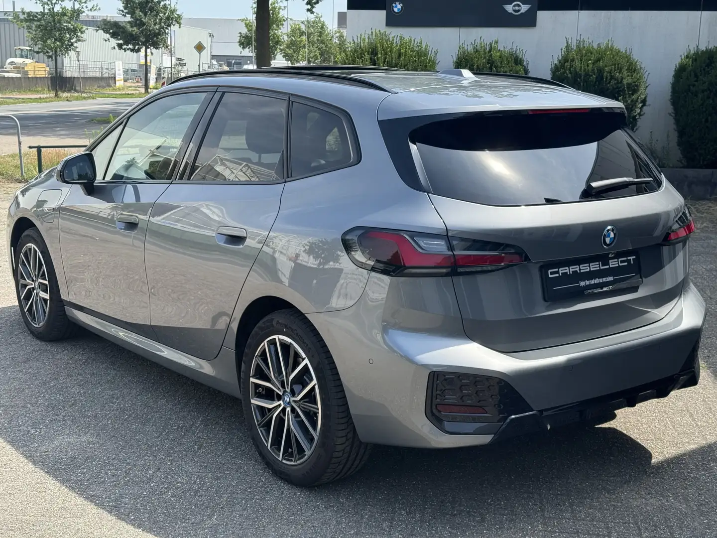 BMW 225 2-serie Active Tourer 225e xDrive M pakket, Harman Gris - 2