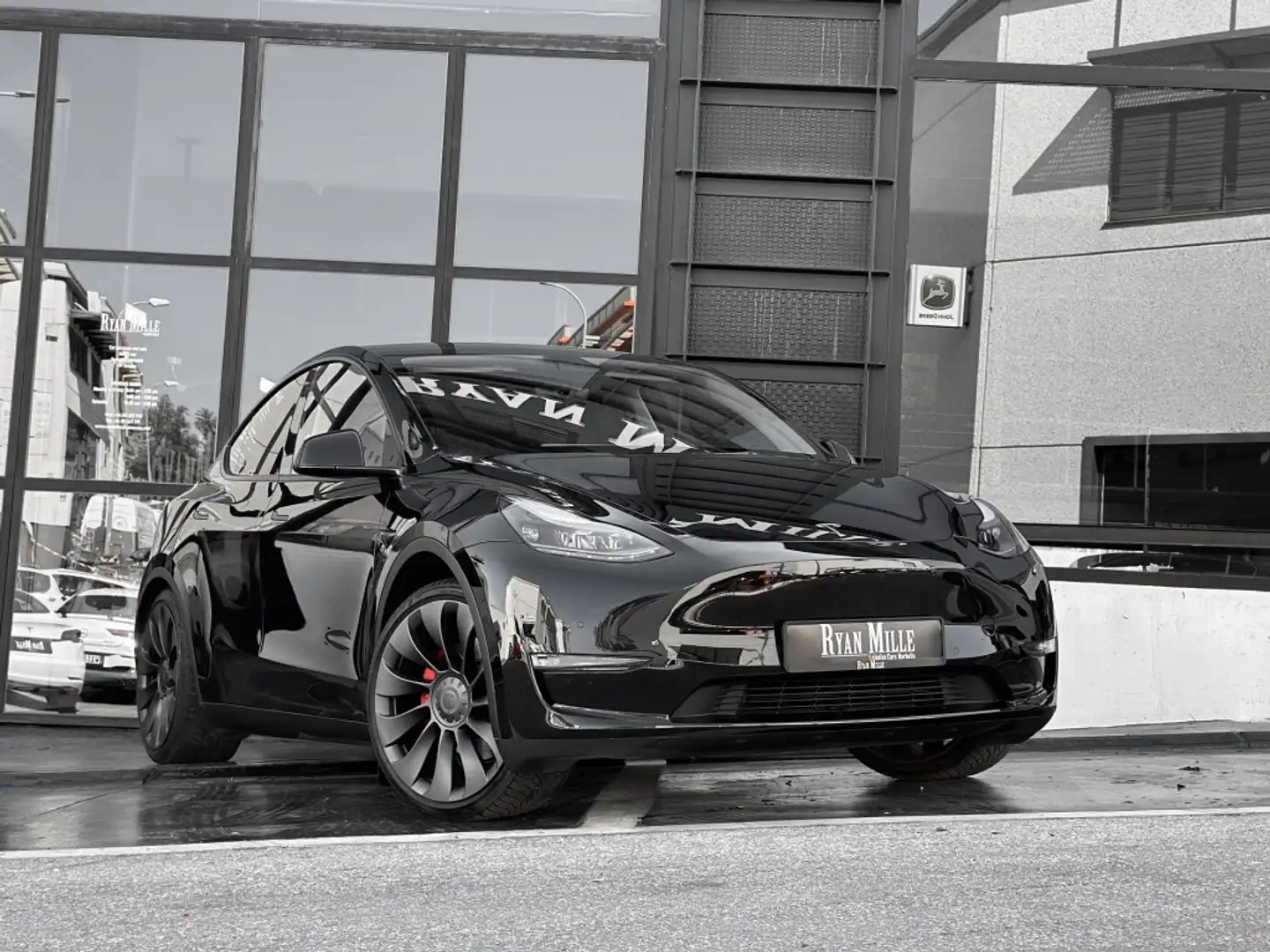 Tesla Model Y Performance AWD Negro - 1