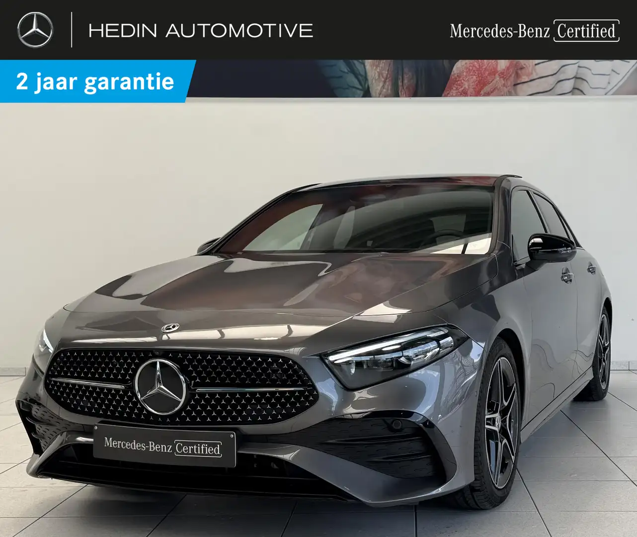 Mercedes-Benz A 180 Hatchback AMG Line | Panoramisch Dak | Head-Up Dis Gris - 1
