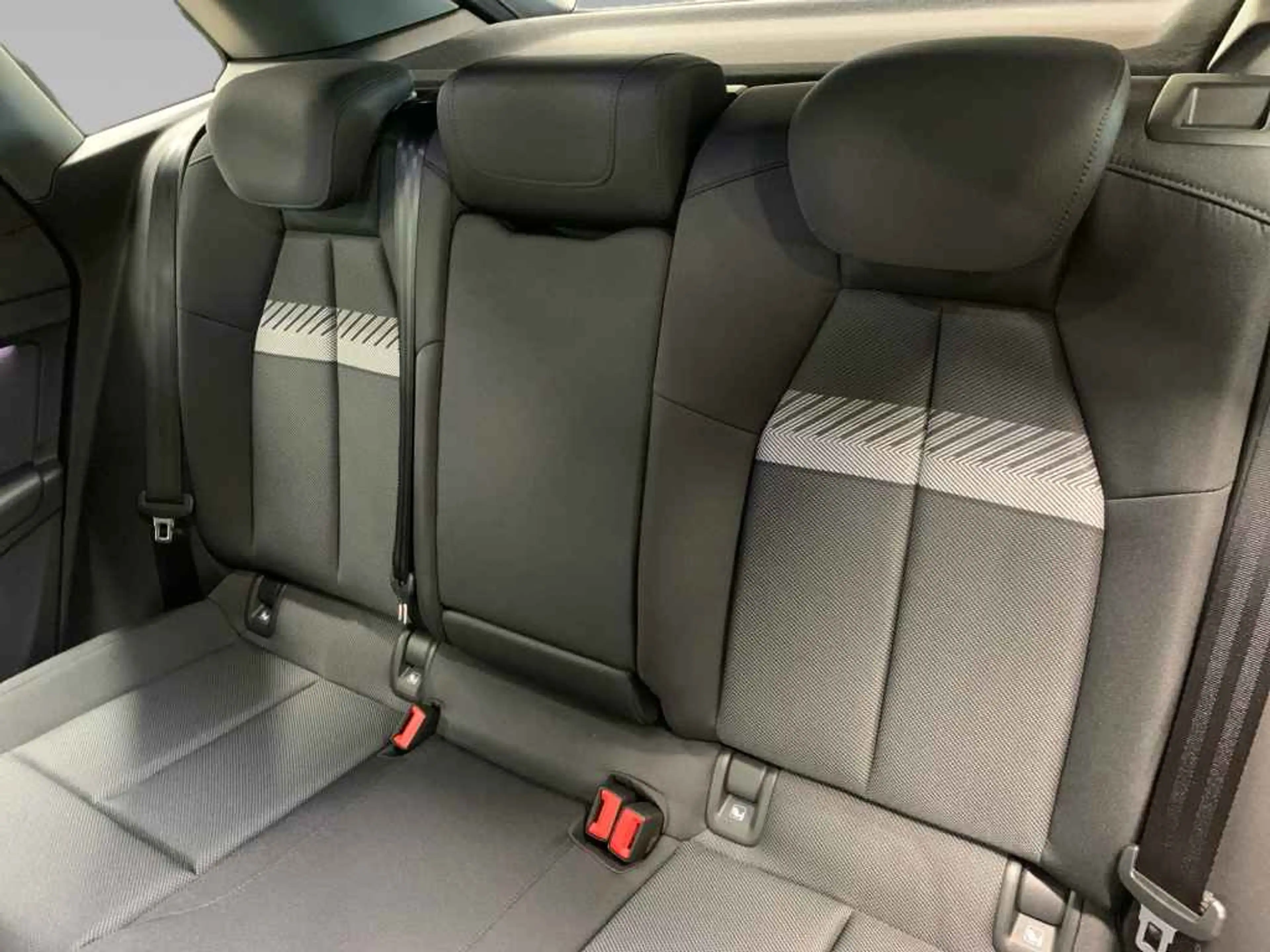Audi Q4 e-tron performance TECH*WÄRMEP*AHK* — photo 11