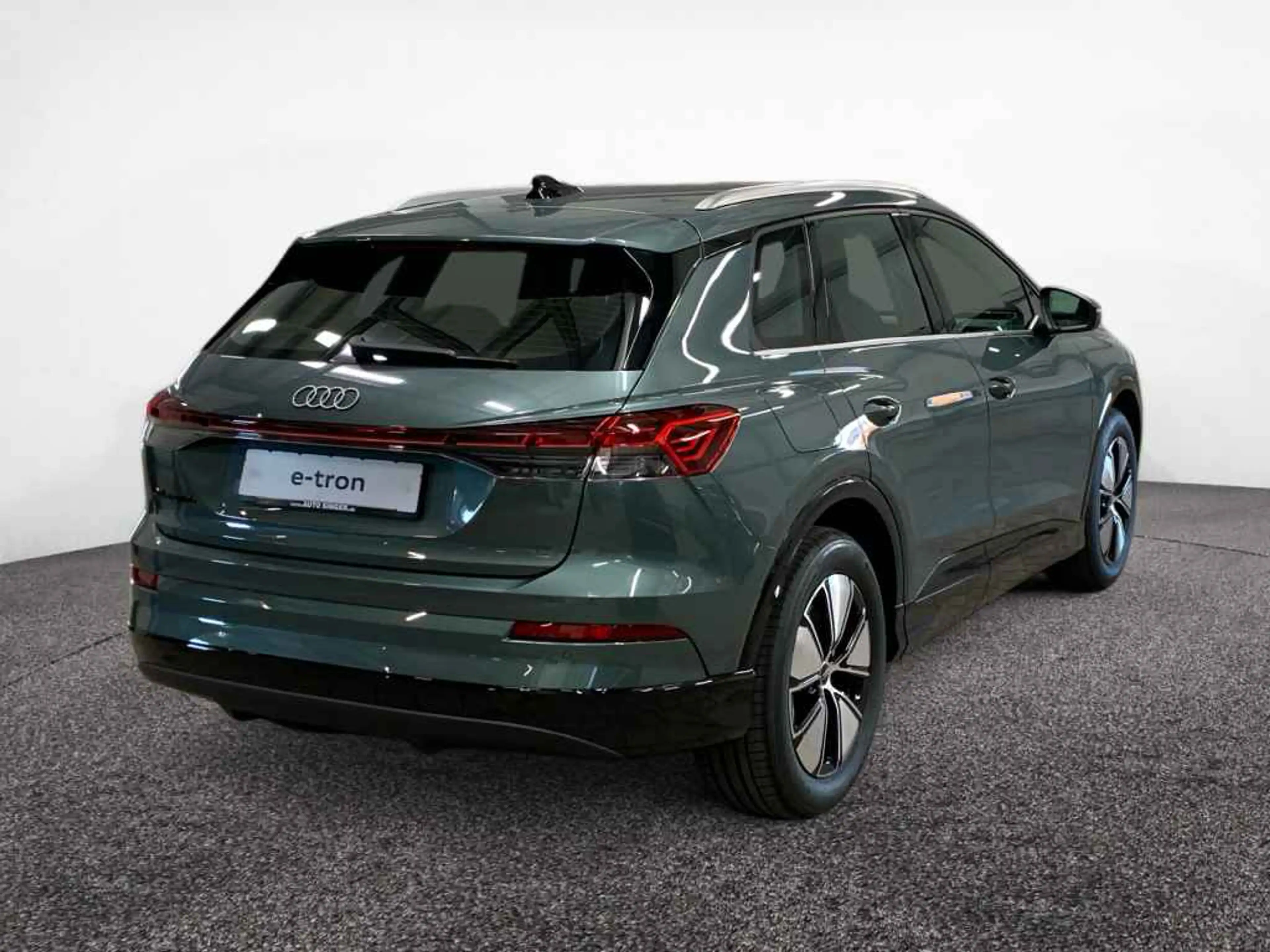 Audi Q4 e-tron performance TECH*WÄRMEP*AHK* — photo 6