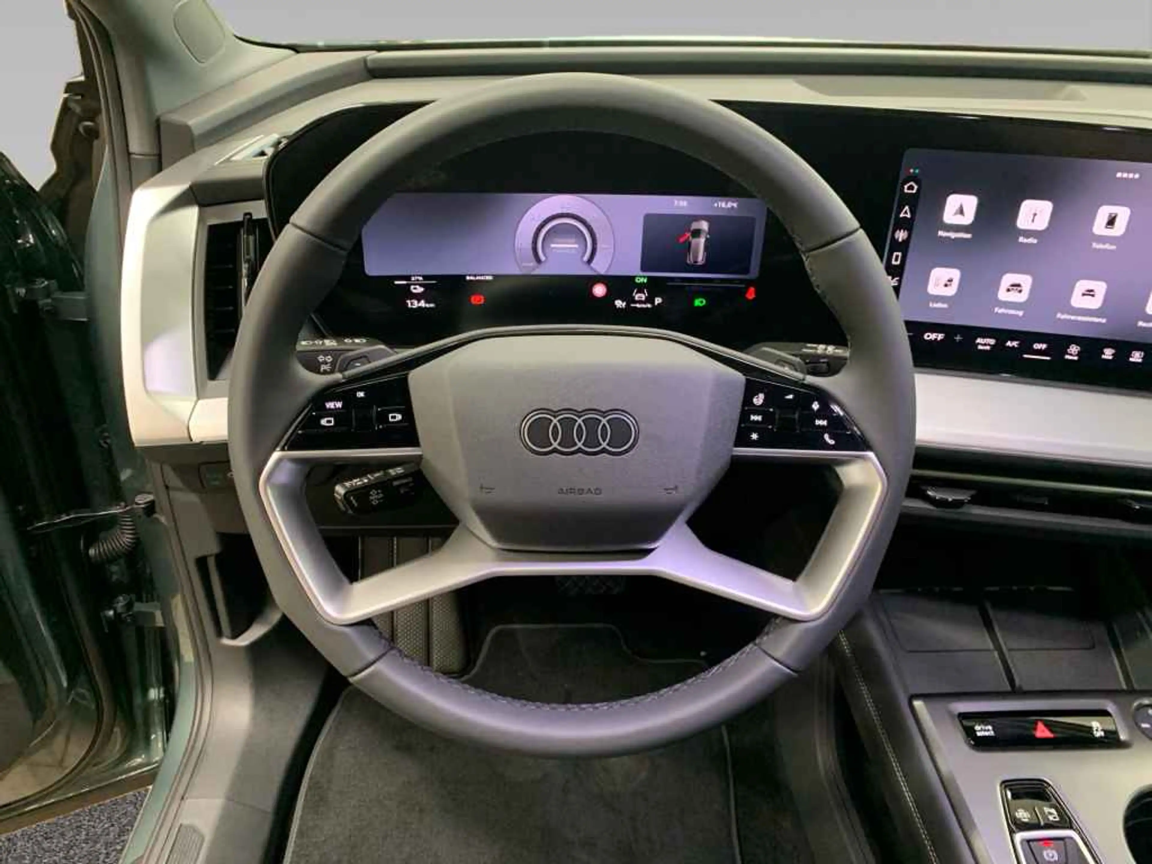 Audi Q4 e-tron performance TECH*WÄRMEP*AHK* — photo 12