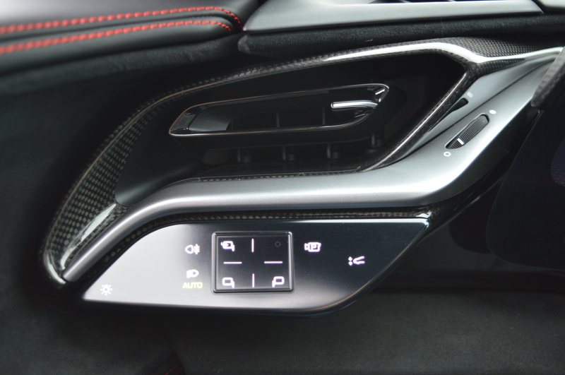 Ferrari SF90 Spider 4.0 Turbo V8 F1 Top condition ! Rosso Corsa — photo 14