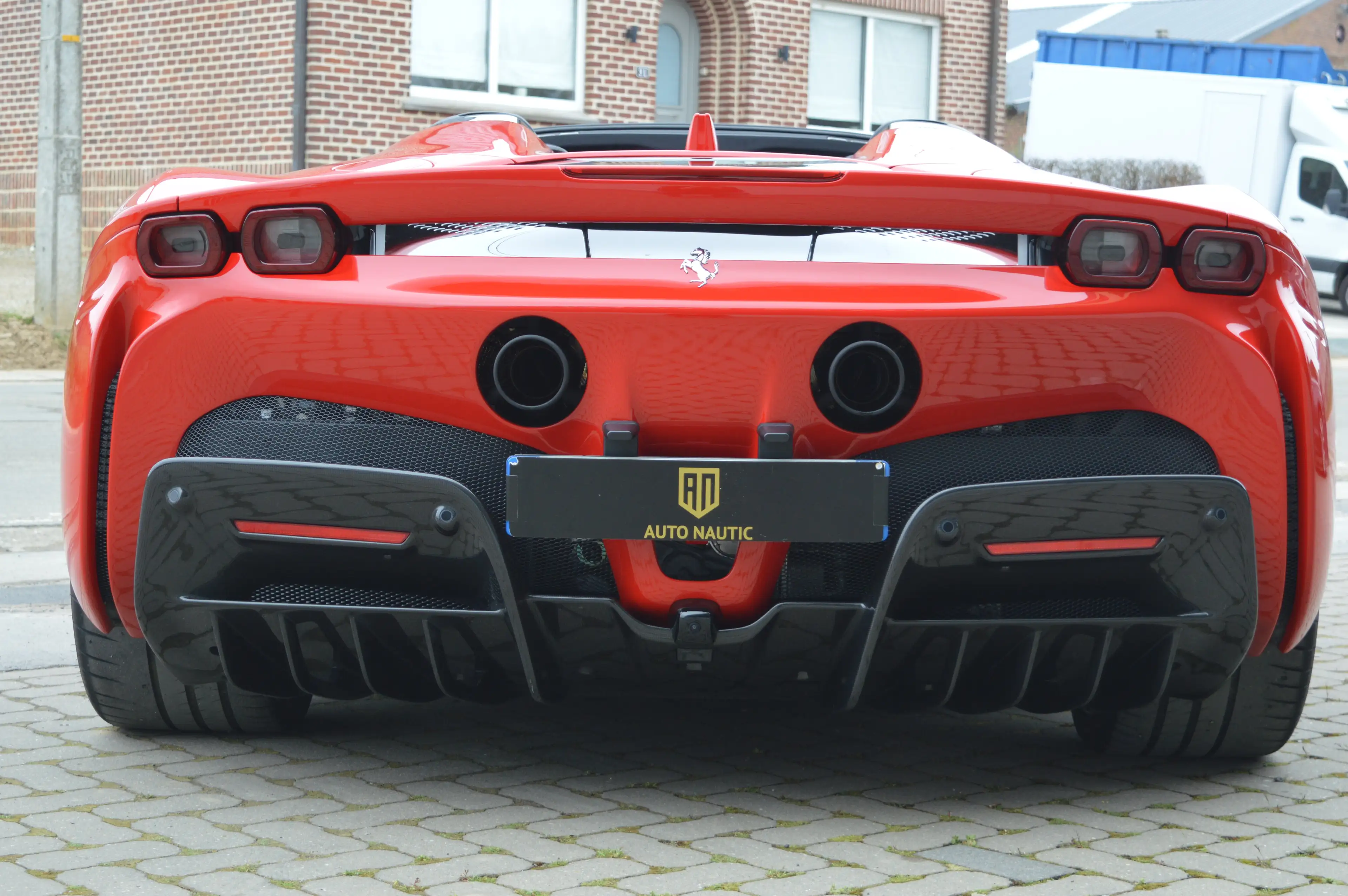 Ferrari SF90 Spider 4.0 Turbo V8 F1 Top condition ! Rosso Corsa — photo 4