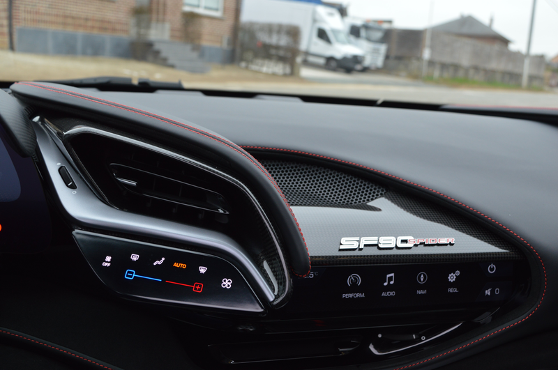Ferrari SF90 Spider 4.0 Turbo V8 F1 Top condition ! Rosso Corsa — photo 15