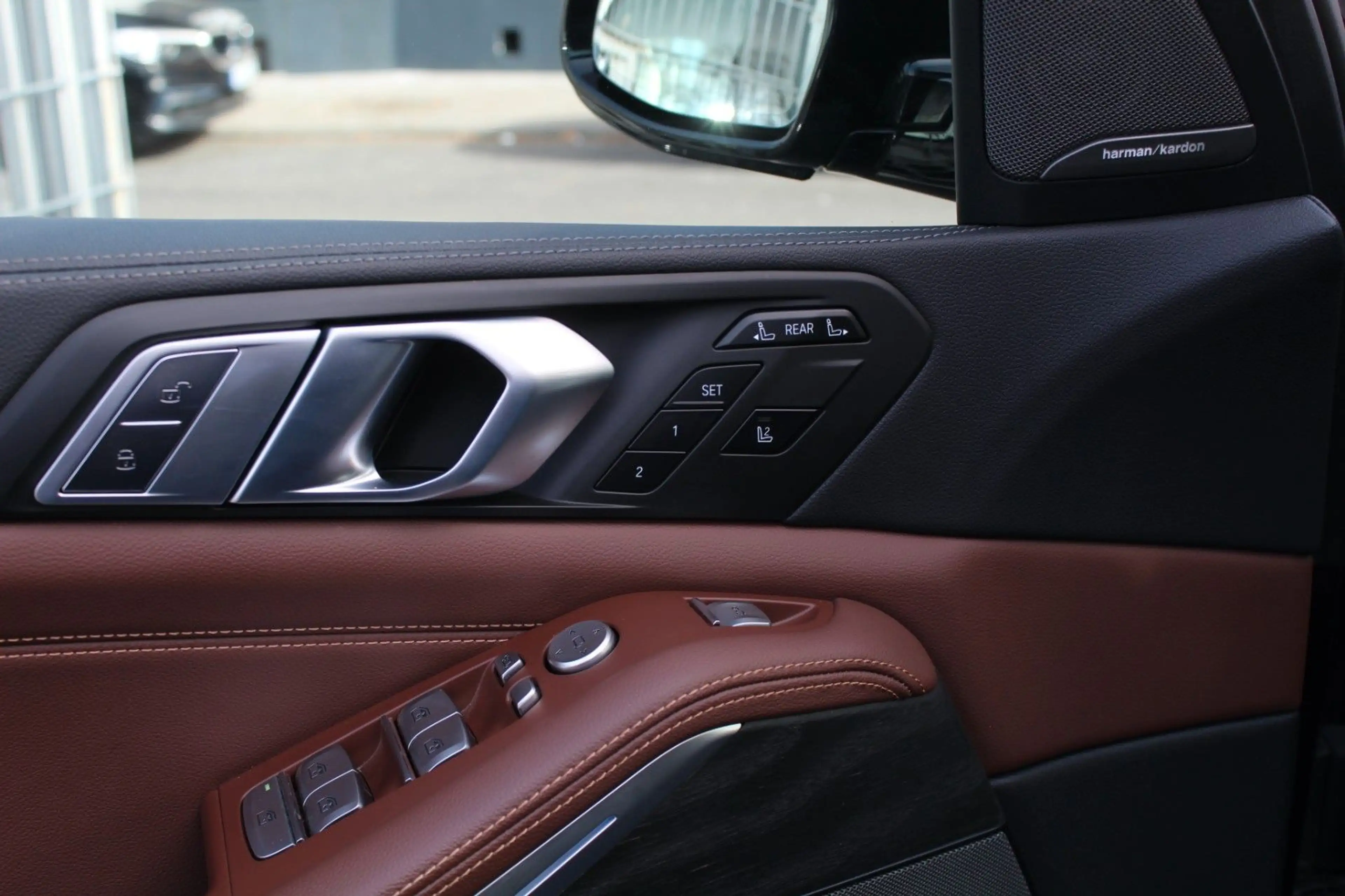 BMW X7 VoLL M-SPORT 1.Hd! 7Si 360° INNOV STANDHZ 22" — photo 19