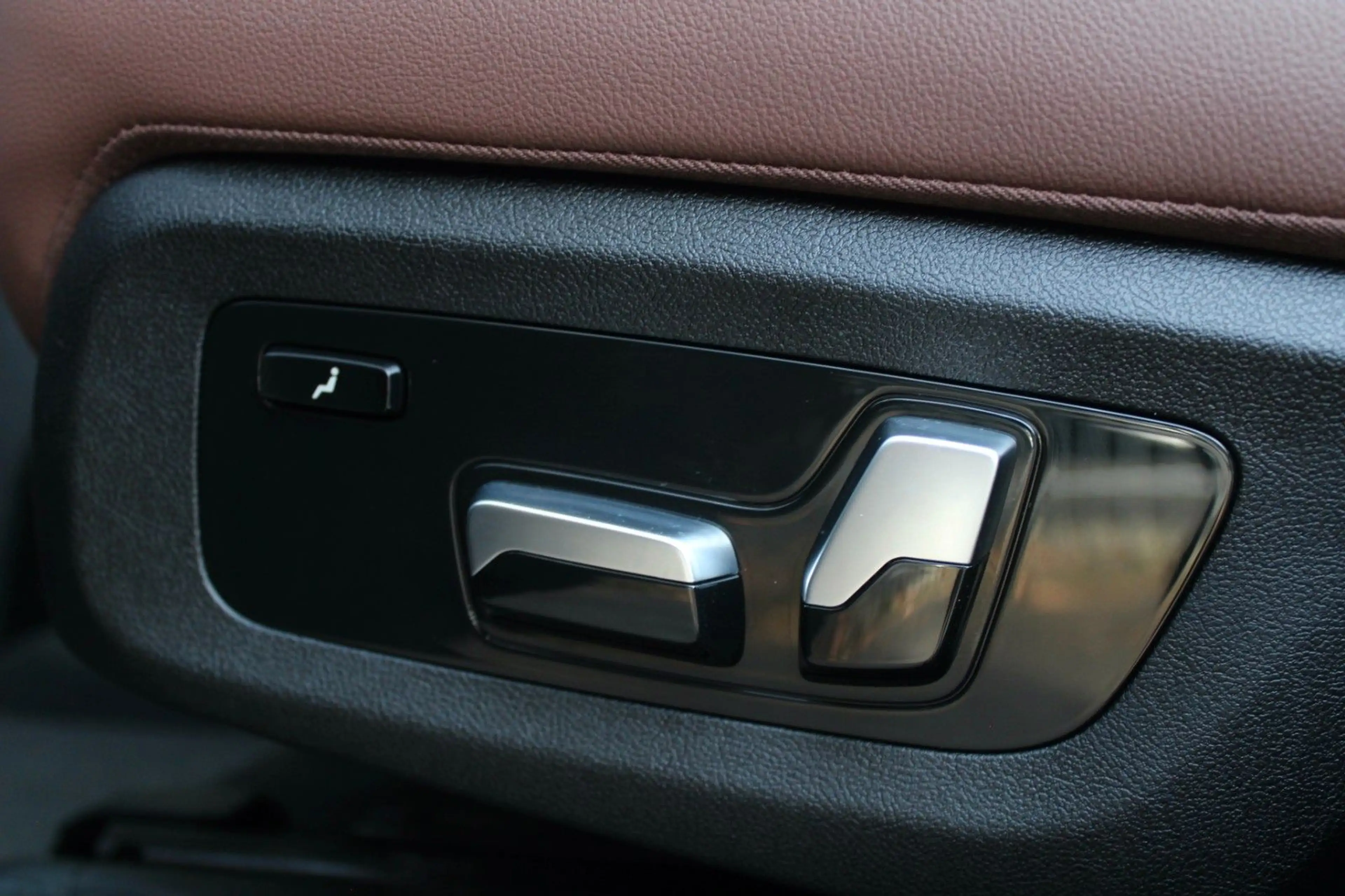 BMW X7 VoLL M-SPORT 1.Hd! 7Si 360° INNOV STANDHZ 22" — photo 23