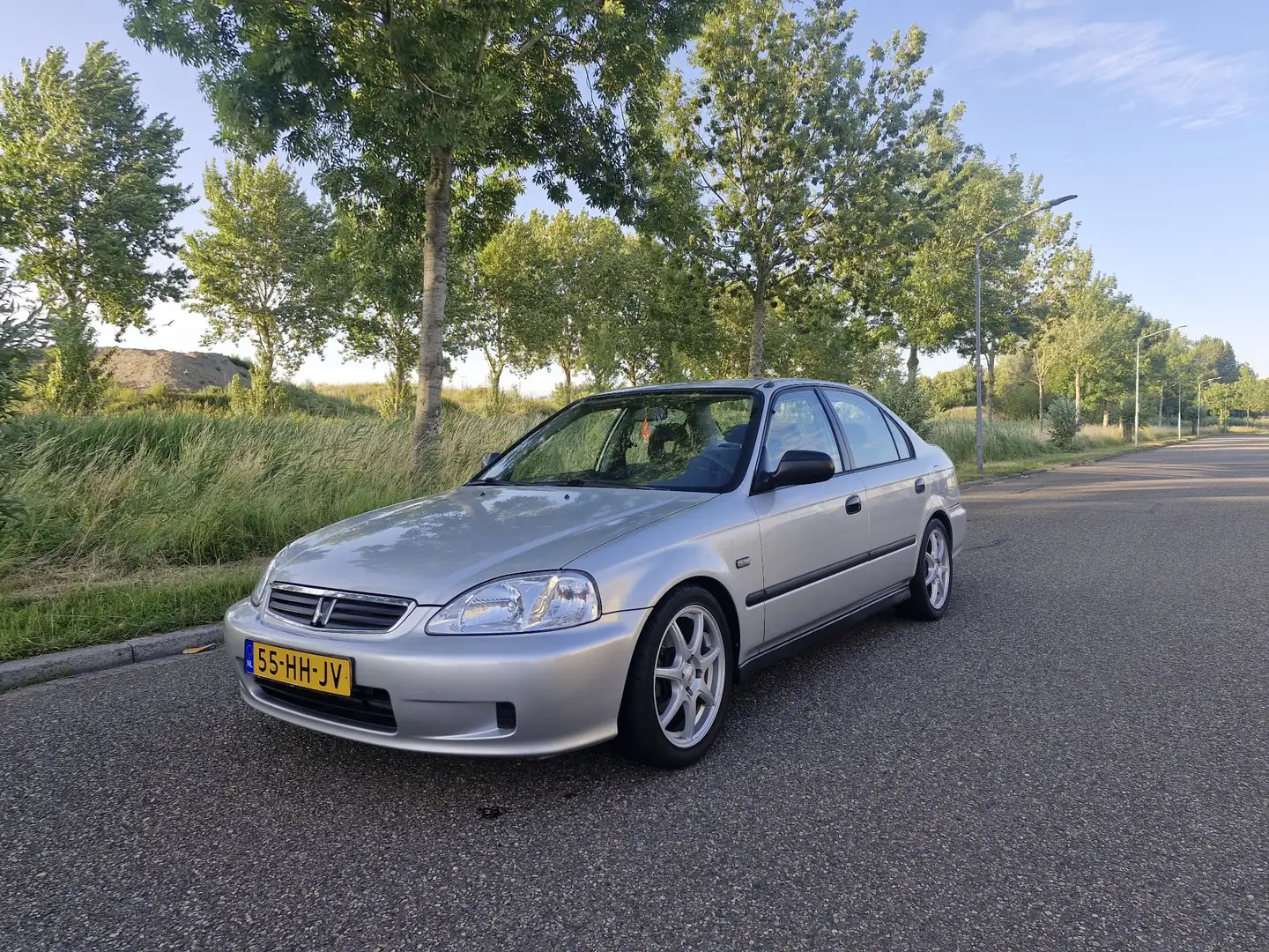 Honda Civic 1.4i S Grijs - 1
