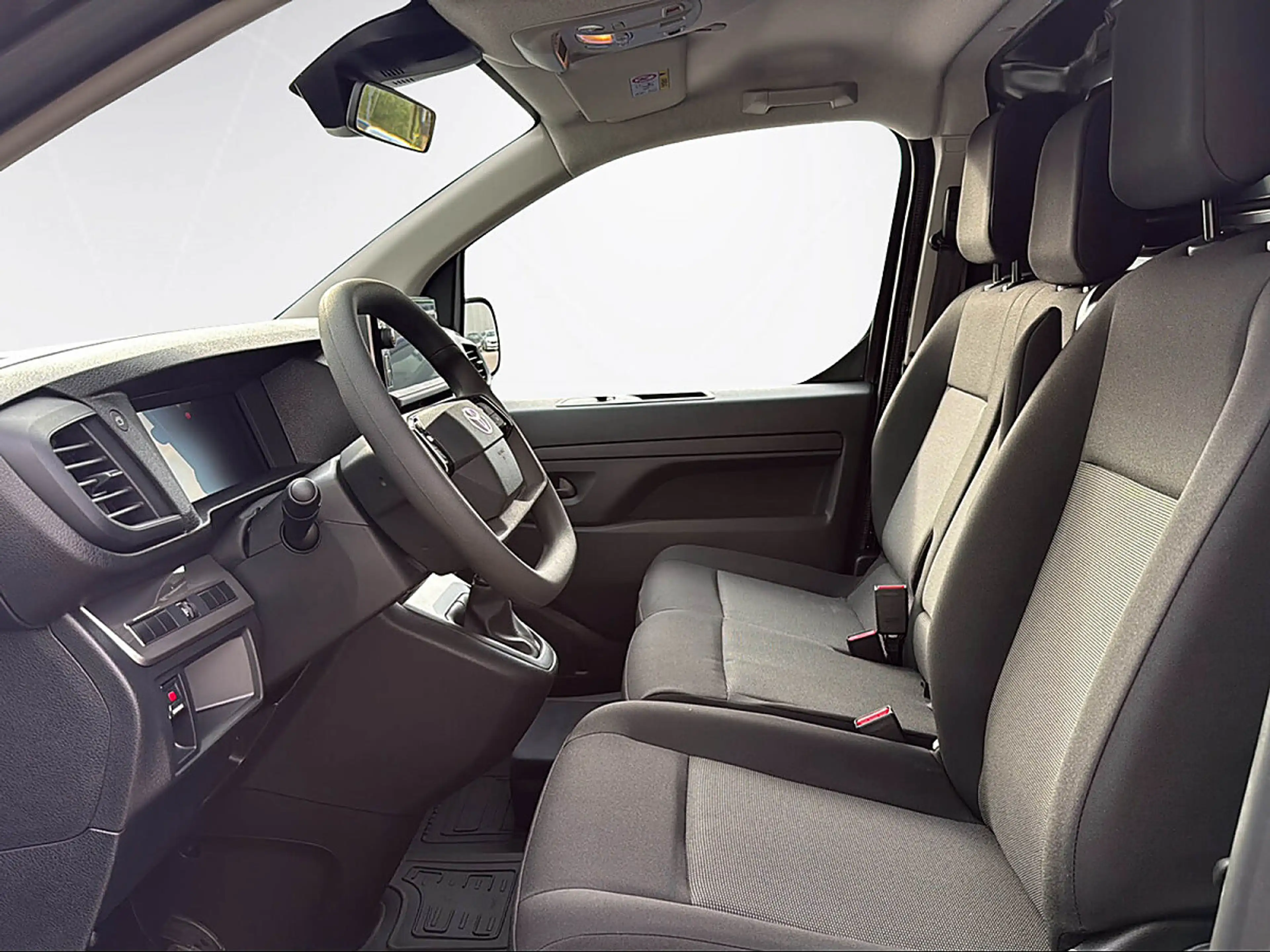 Toyota Proace Pro Ace 2,2 D 150 L1 Meister — photo 6