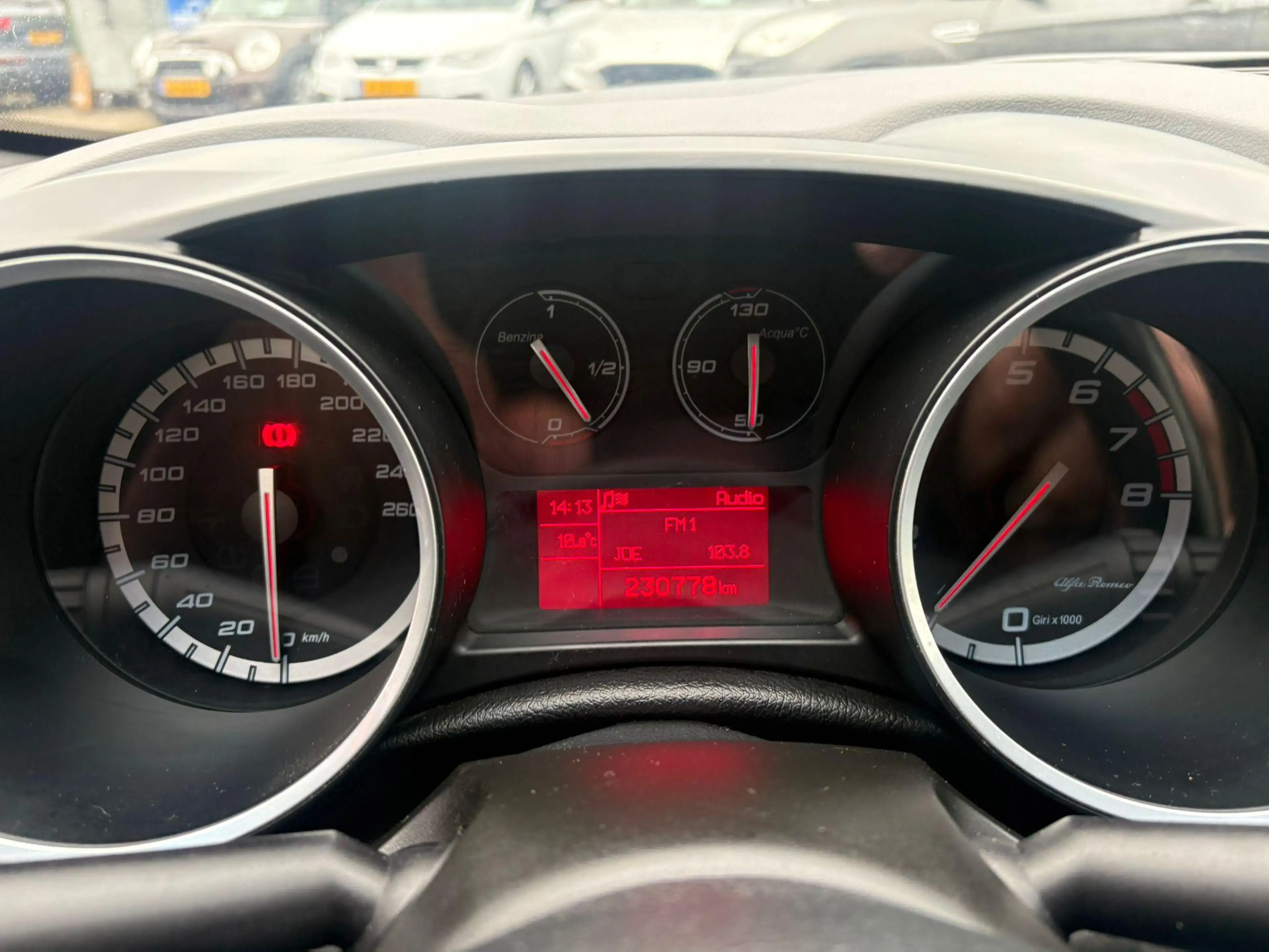 Alfa Romeo Giulietta 1.4 T Distinctive Clima, navi, PDC achter — photo 15