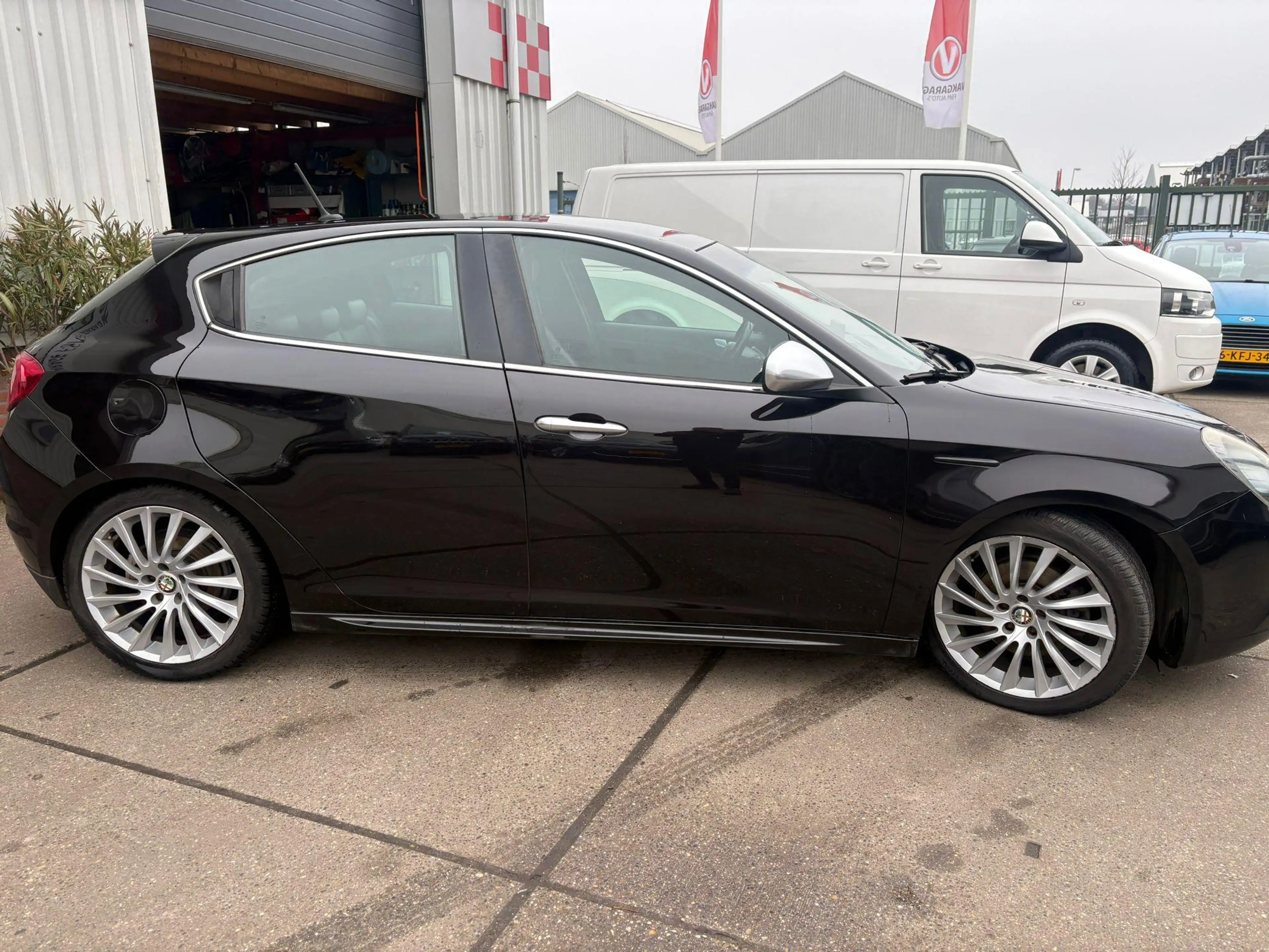 Alfa Romeo Giulietta 1.4 T Distinctive Clima, navi, PDC achter — photo 7