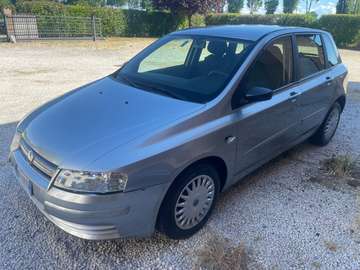 1.4i 16V 5 porte Feel