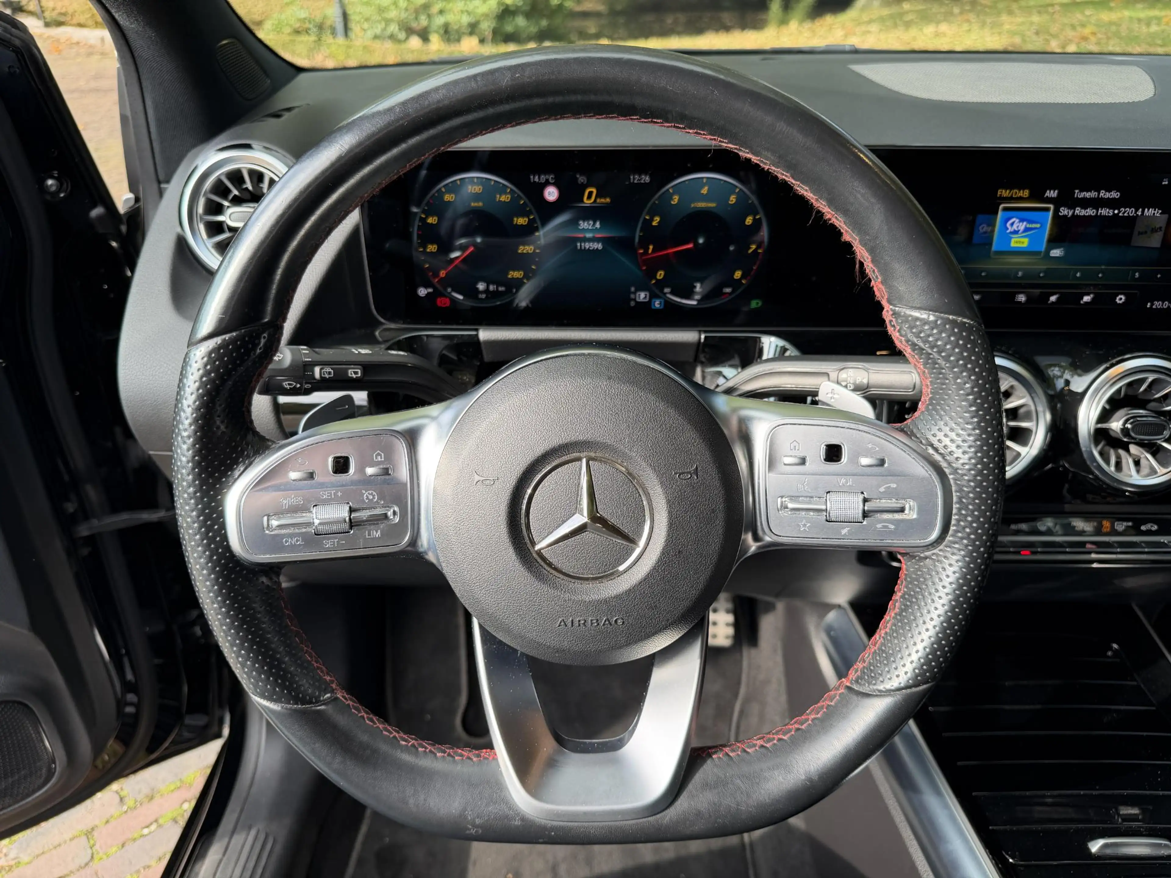 Mercedes-Benz B 200 Business Solution AMG | Keyless | Camera | — photo 11