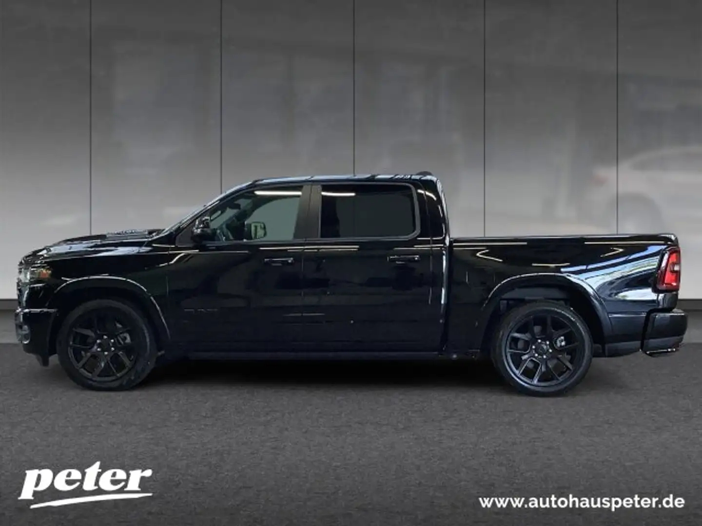 Dodge RAM RAM 1500 MY2025 Laramie Crew Cab 3.0L Hurricane Noir - 2