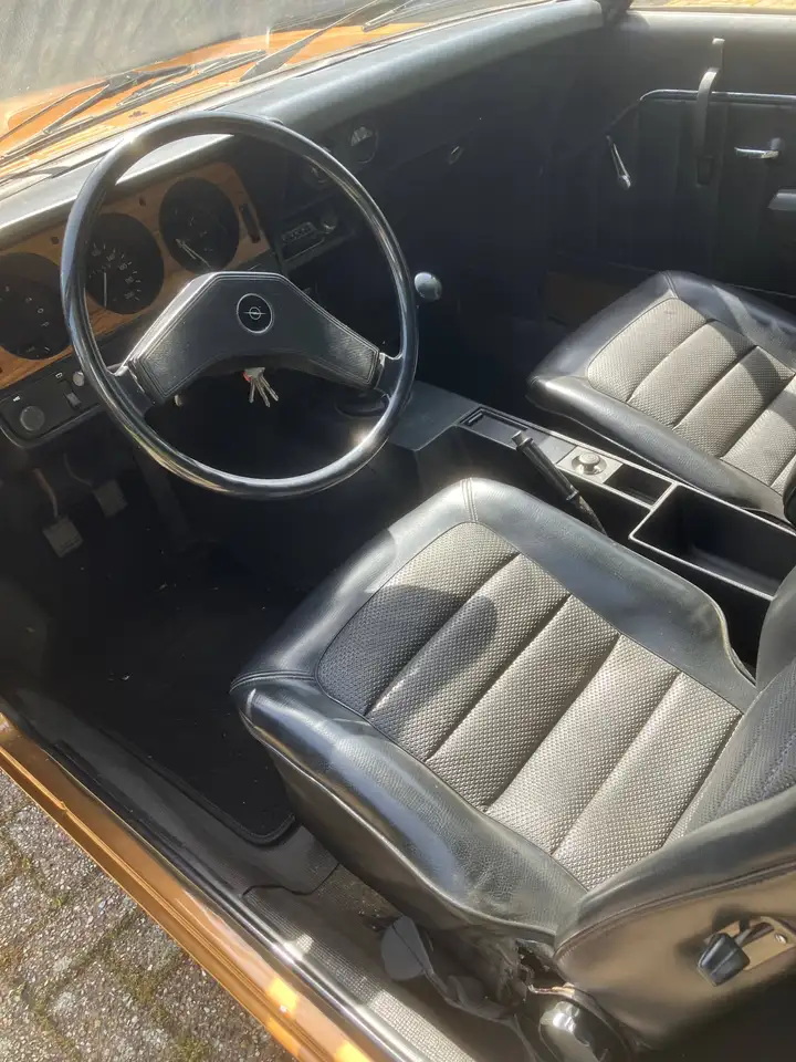 Opel Manta 1600 S semi Luxe, foto 10