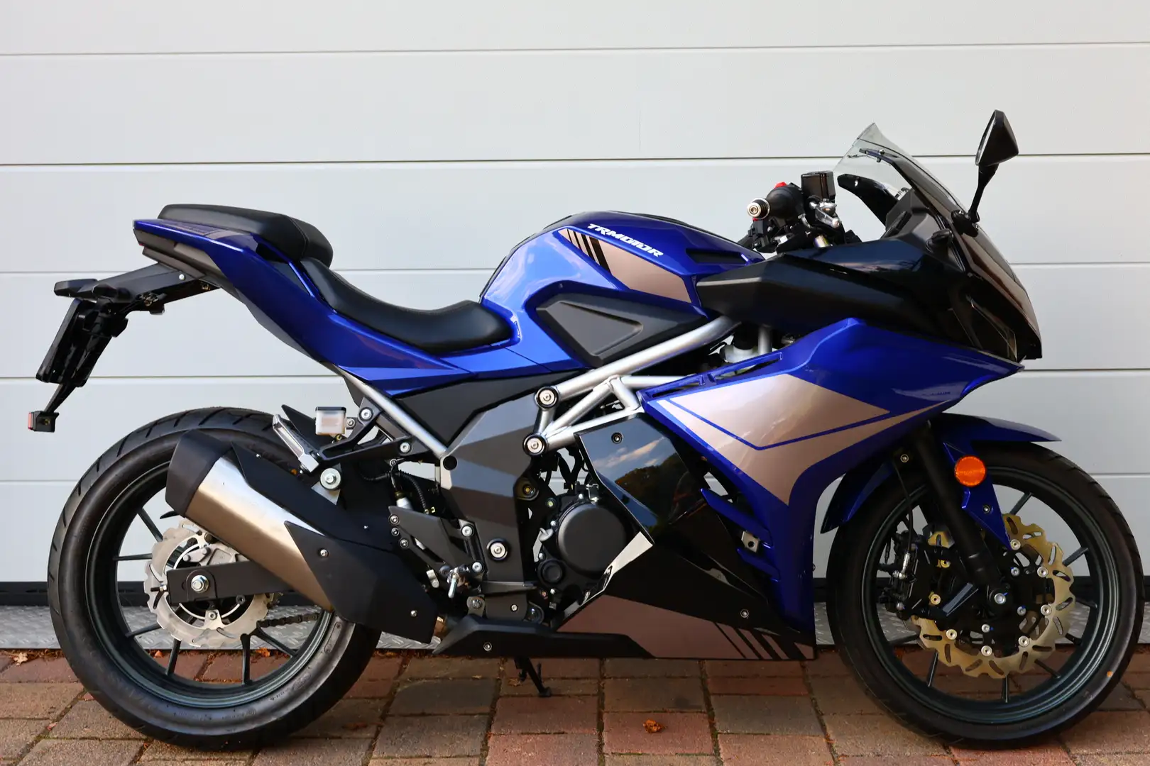 Yamaha YZF-R125 TRMOTOR 125 GP-ONE [A1 A2] Blau - 1