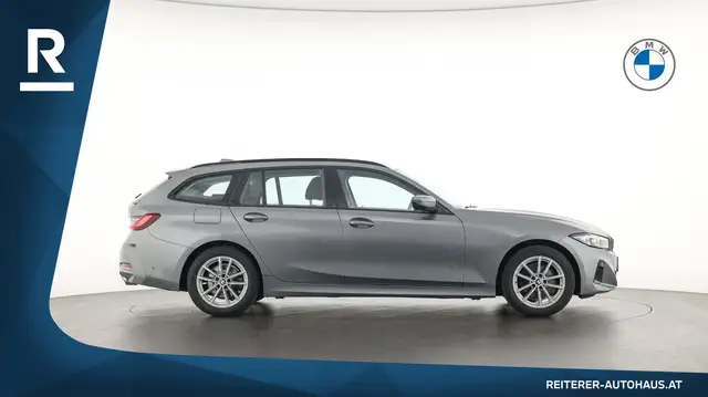 BMW 3 Series view 7