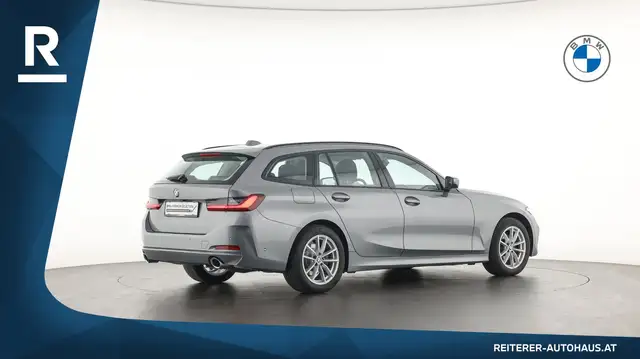 BMW 3 Series view 6