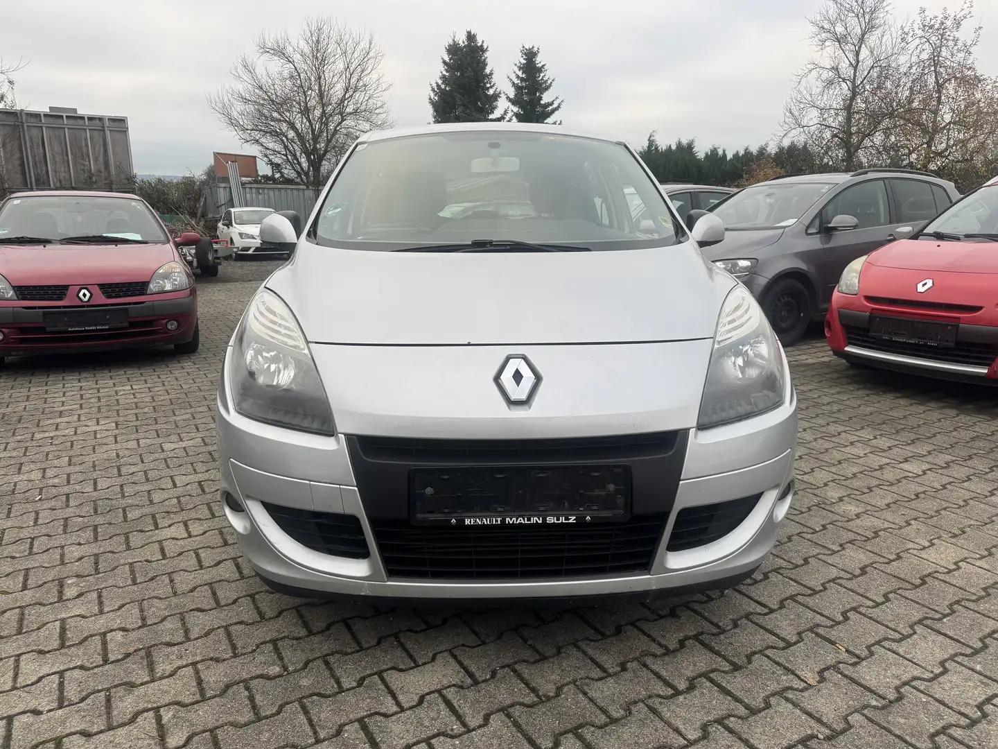 Renault Scenic Authentique|PDC|AHK|KLIMAAUT|TEMPOMAT|uvm. Grau - 2