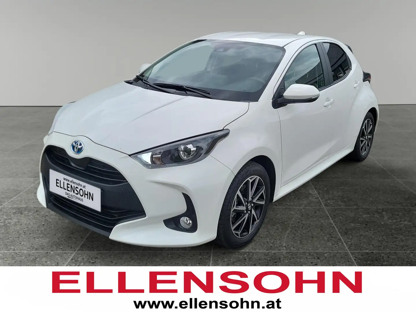Toyota Yaris 1,5 l Hybrid, 5-türig, Active Drive Weiß - 1