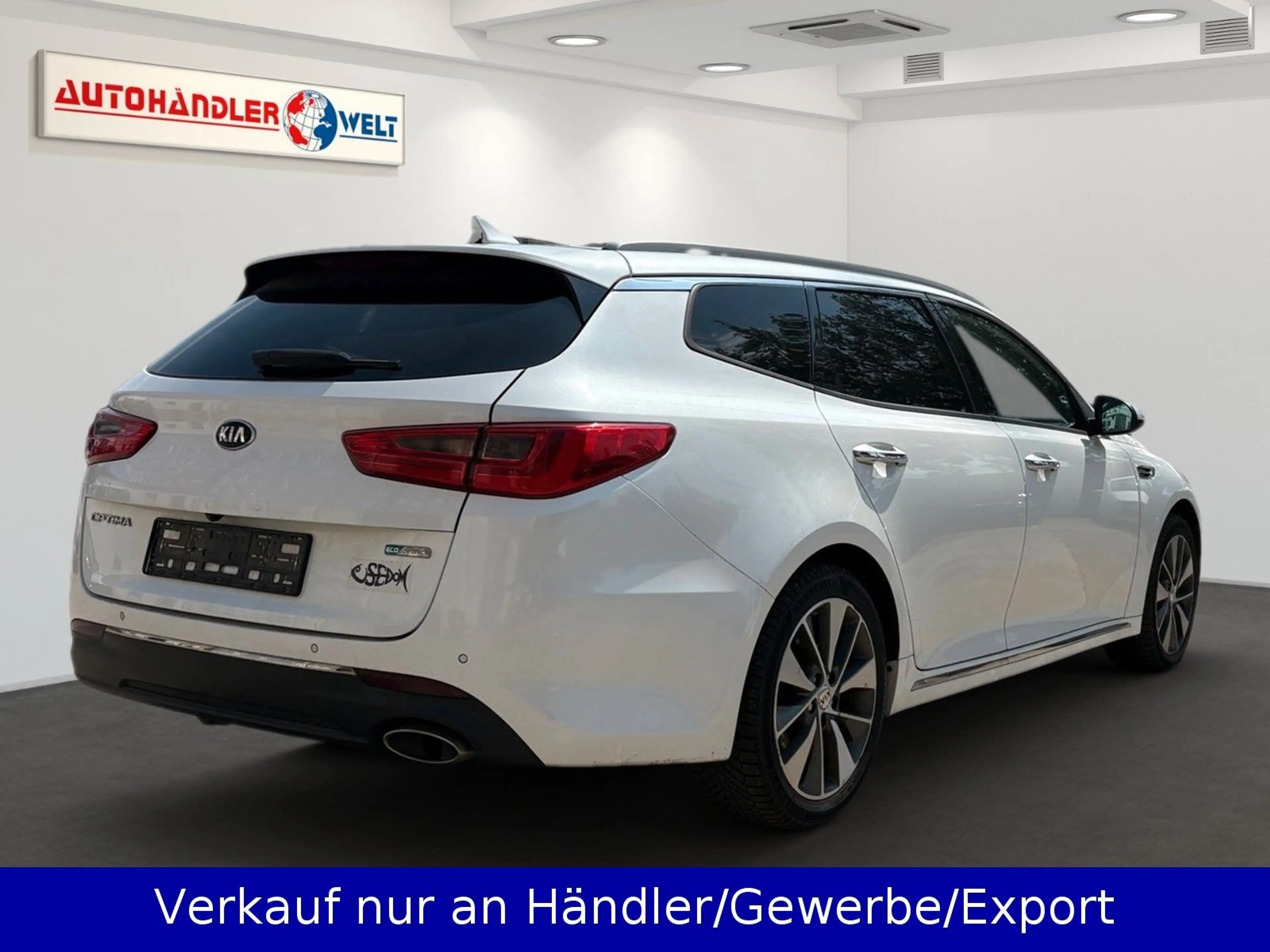 Kia Optima SW 1.7CRDi Automatik LED Navi Leder H&K — photo 5