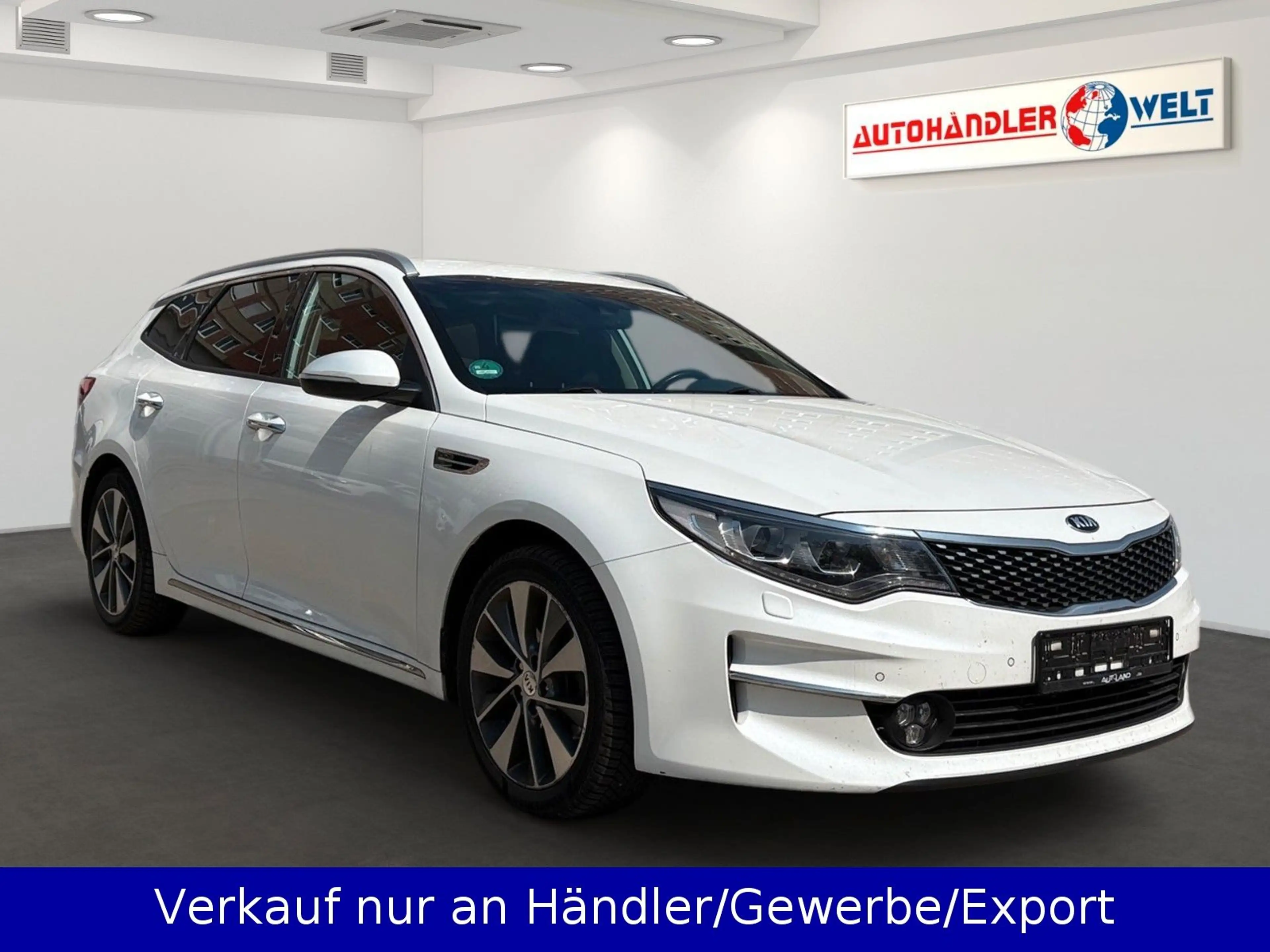 Kia Optima SW 1.7CRDi Automatik LED Navi Leder H&K — photo 3