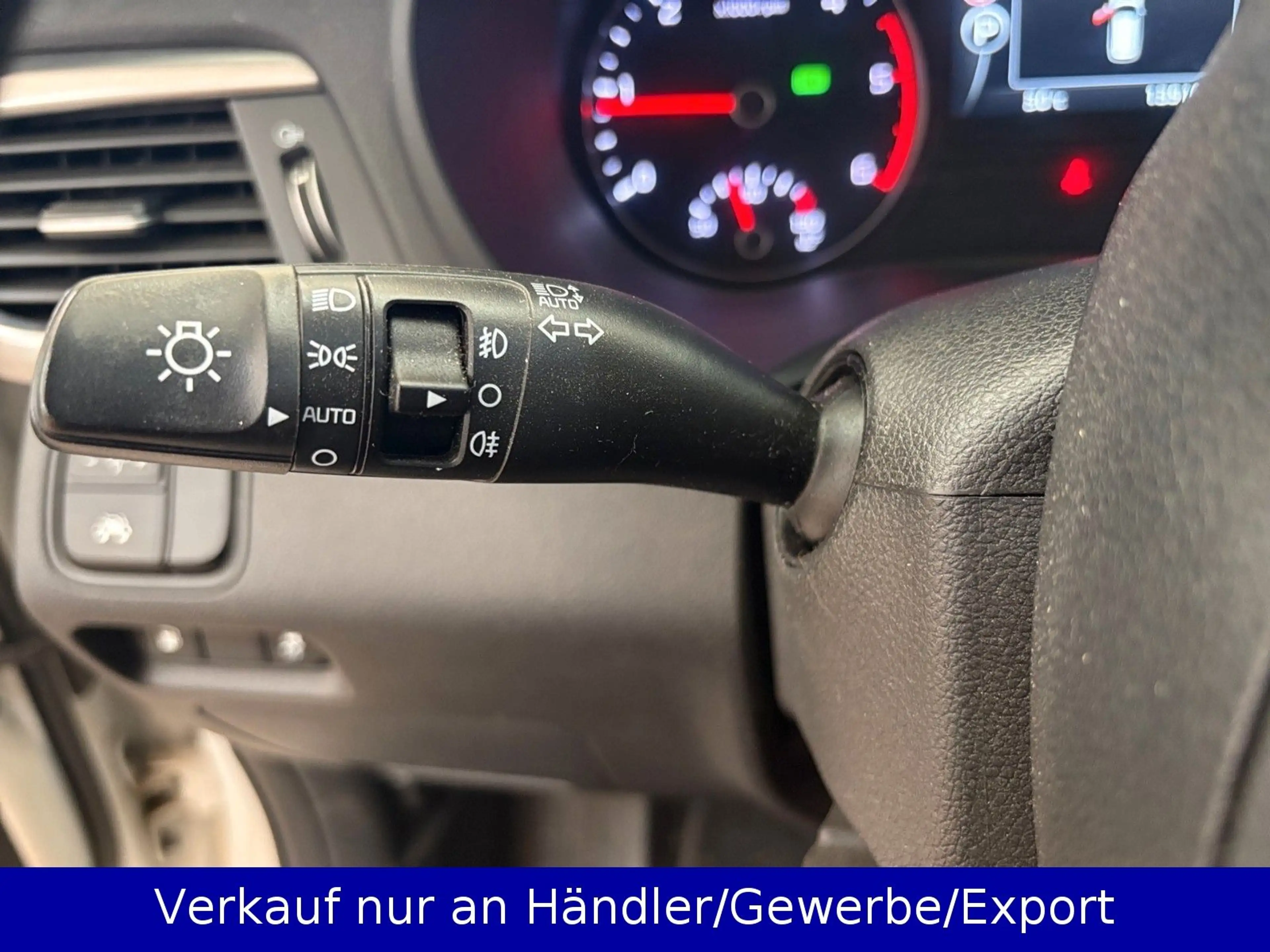 Kia Optima SW 1.7CRDi Automatik LED Navi Leder H&K — photo 15