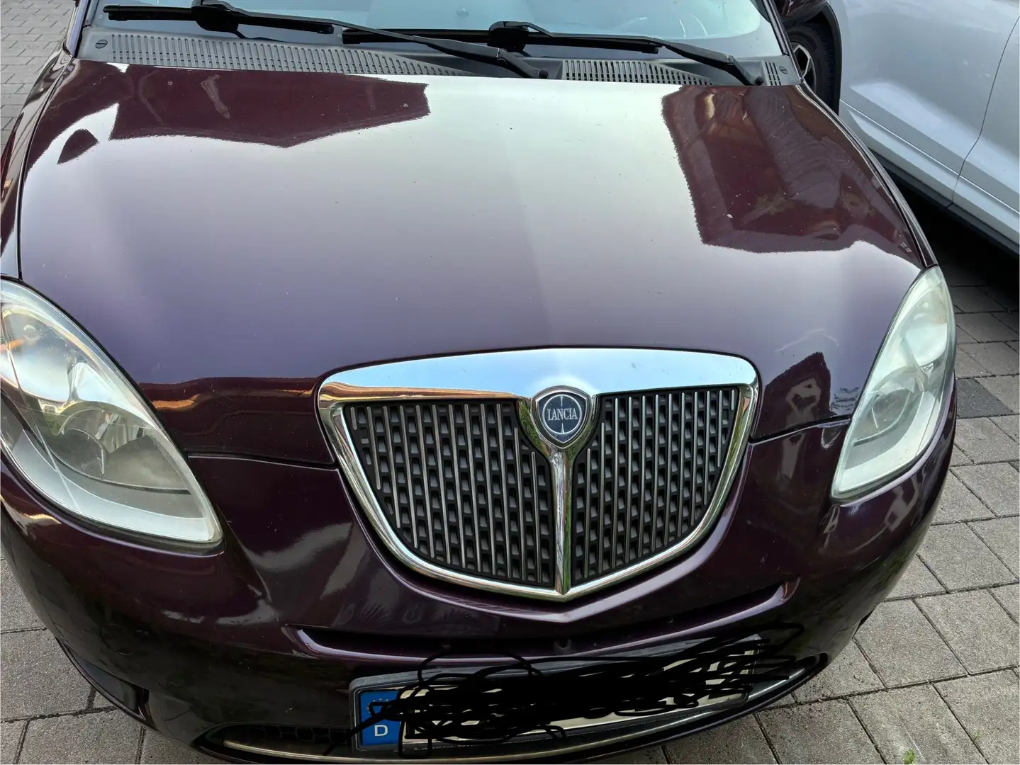 Lancia Ypsilon Rot - 2