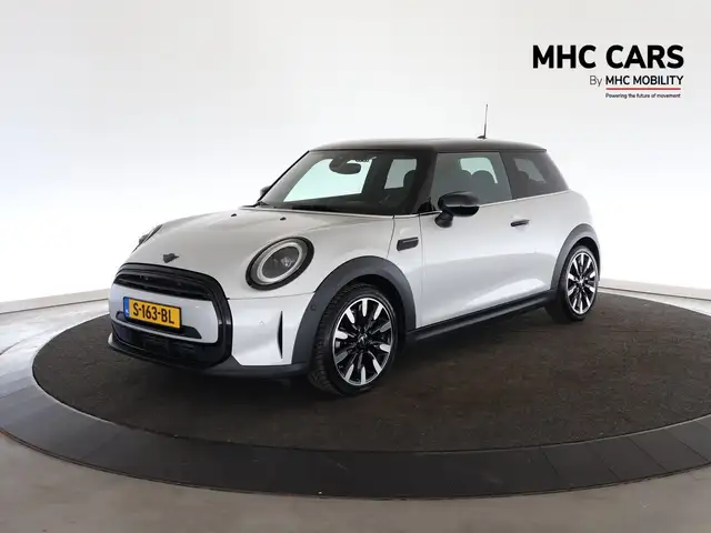 MINI Cooper Mini 1.5 Classic | Navi | Clima | Leder | 12 maand