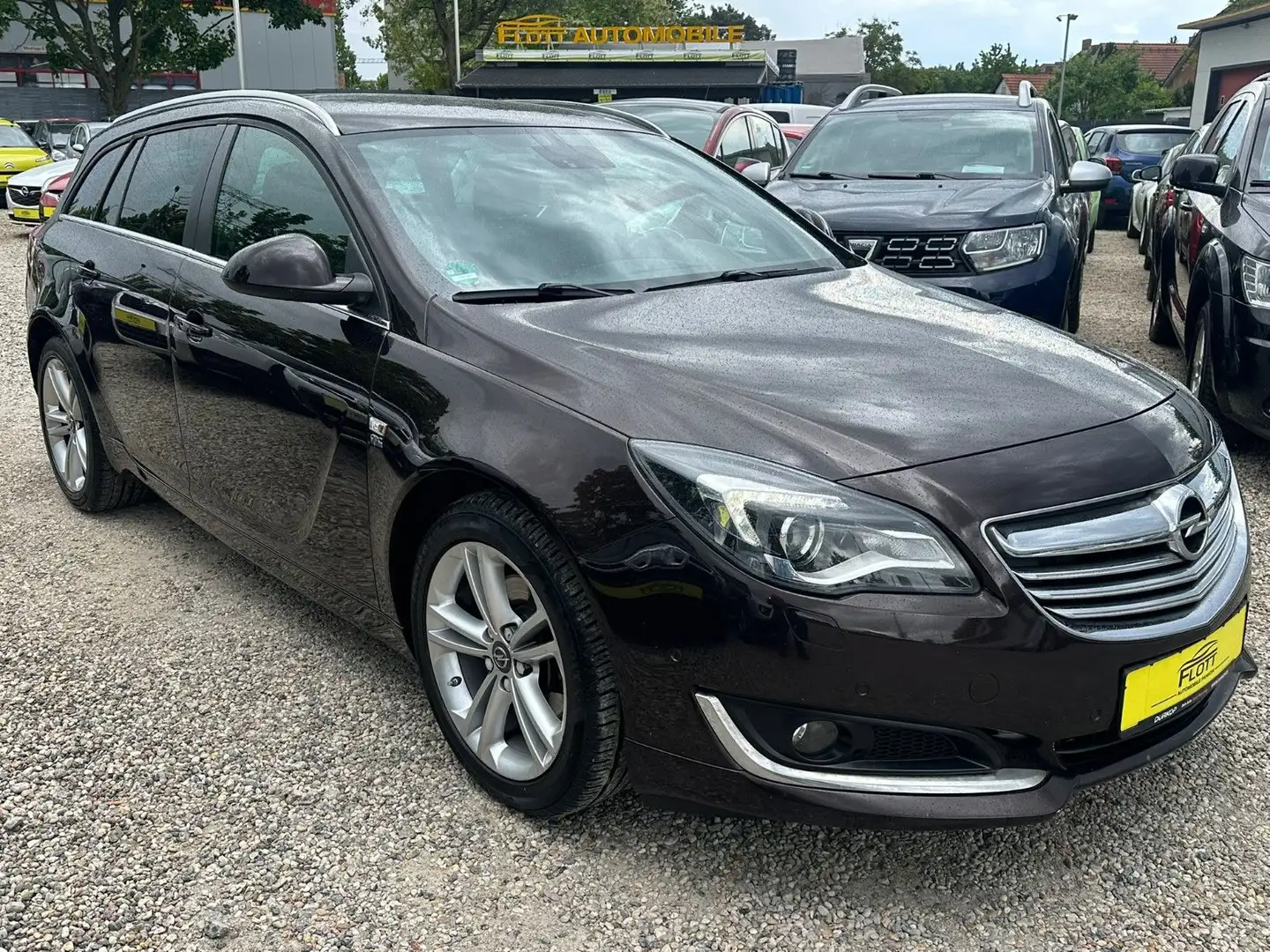 Opel Insignia Innovation*OPC*NAVI*VIRTUAL*F1*TÜV NEU Braun - 1