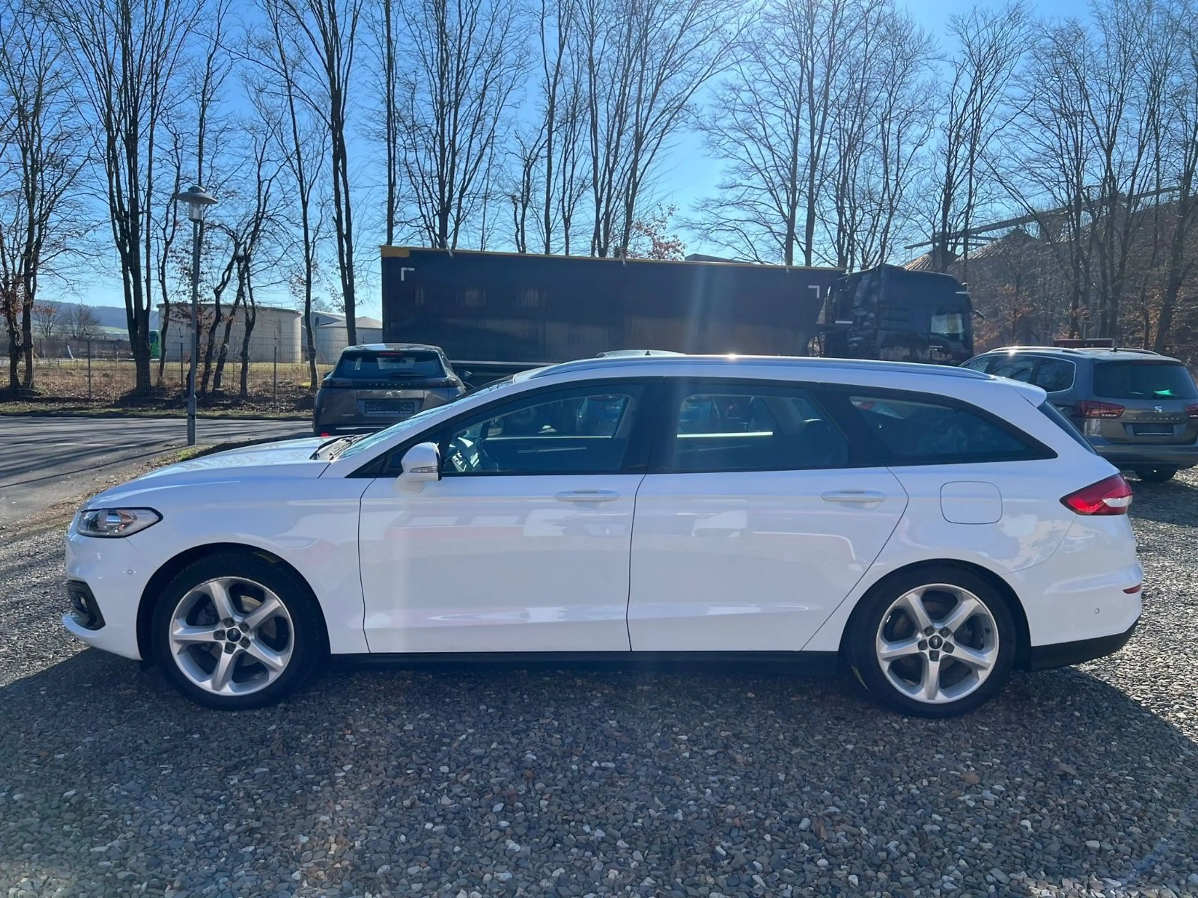 Ford Mondeo Turnier Business Edition Automatik Navi — photo 8