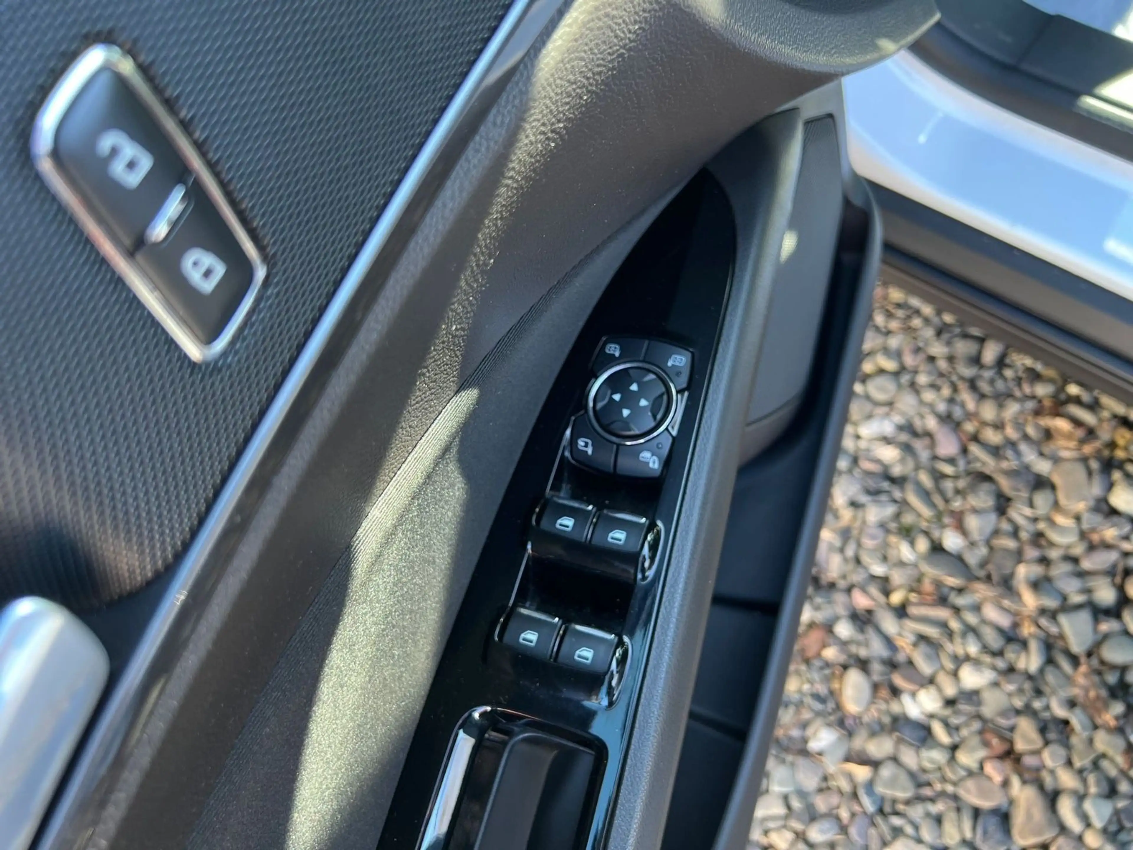 Ford Mondeo Turnier Business Edition Automatik Navi — photo 14