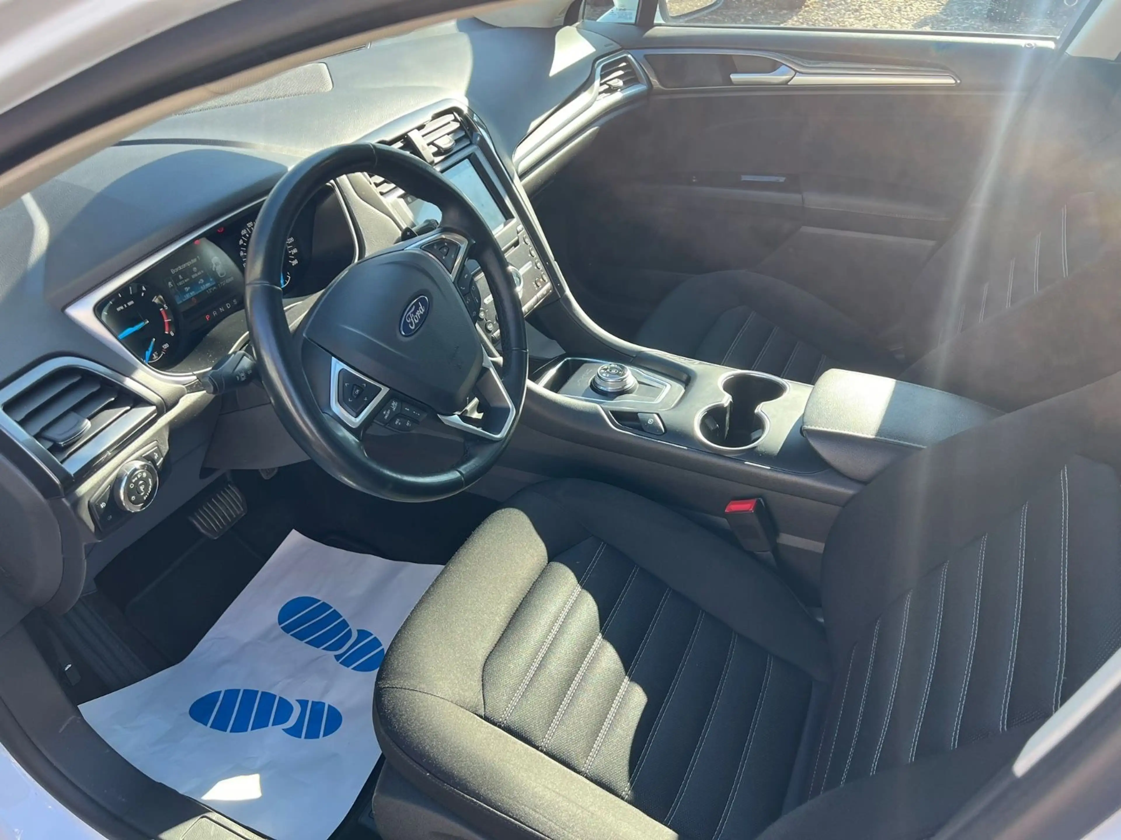 Ford Mondeo Turnier Business Edition Automatik Navi — photo 11