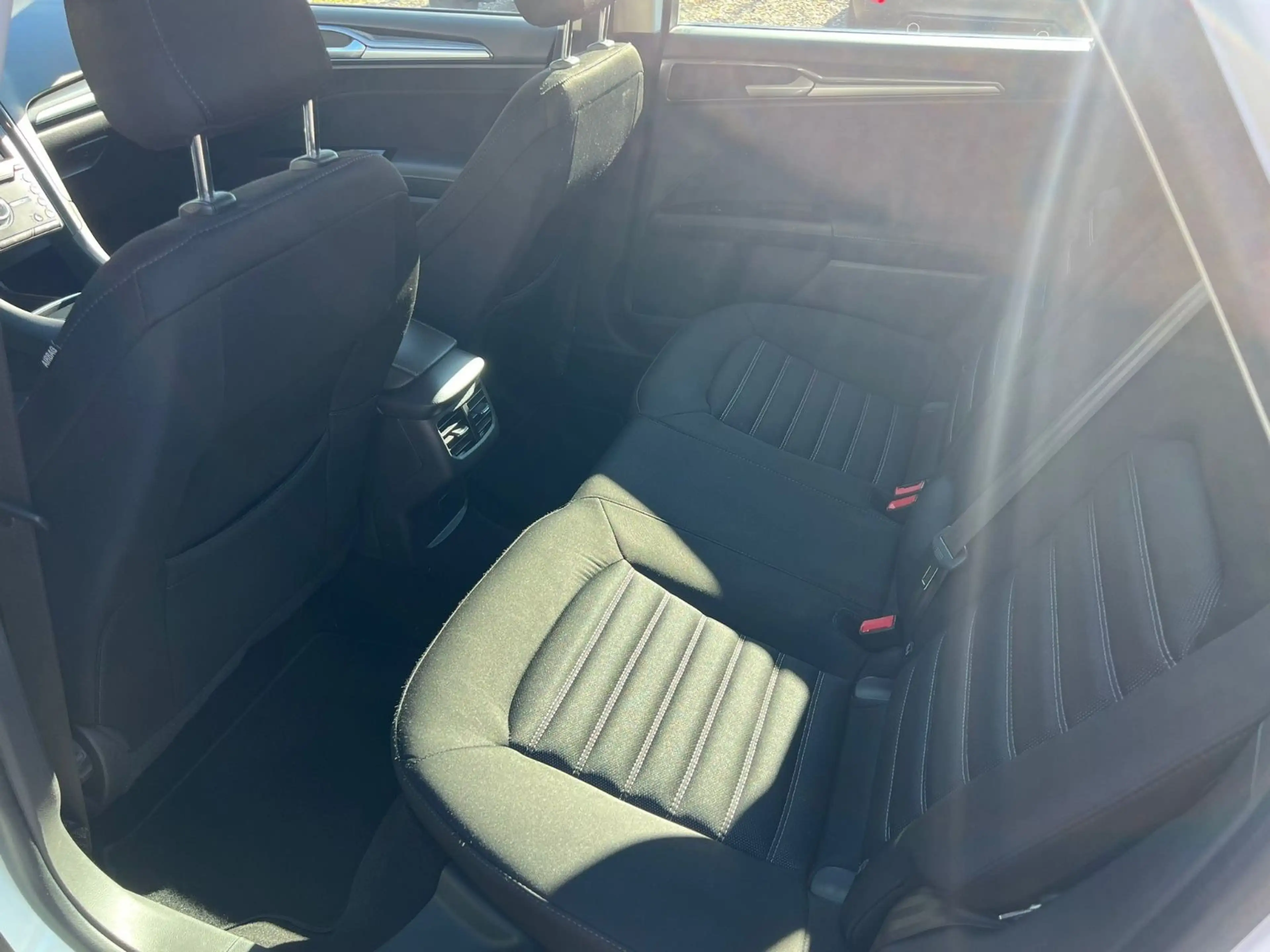 Ford Mondeo Turnier Business Edition Automatik Navi — photo 12