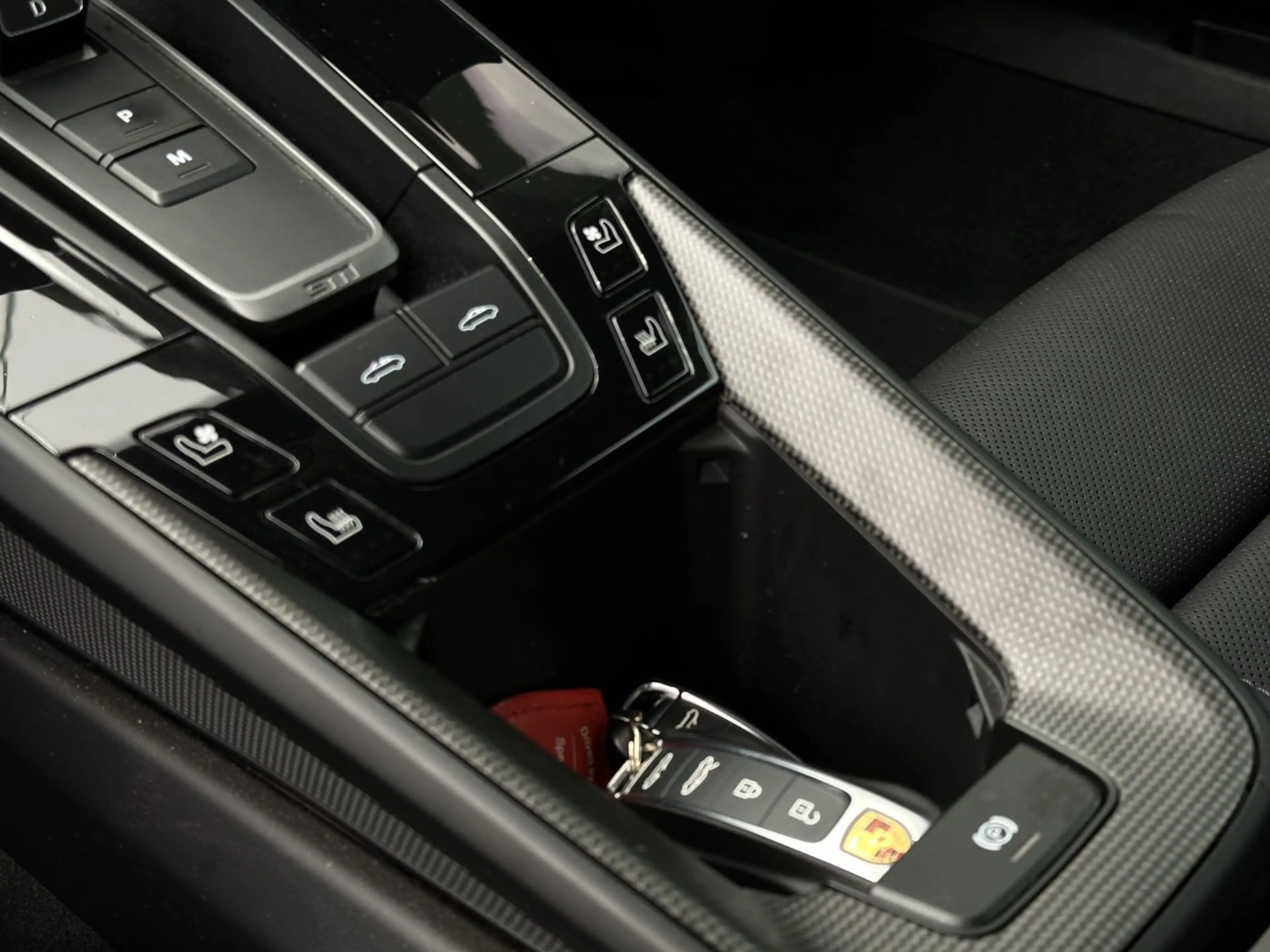 Porsche 992 911 Targa 4 GTS Burmester LIFT Sitzbel. — photo 11